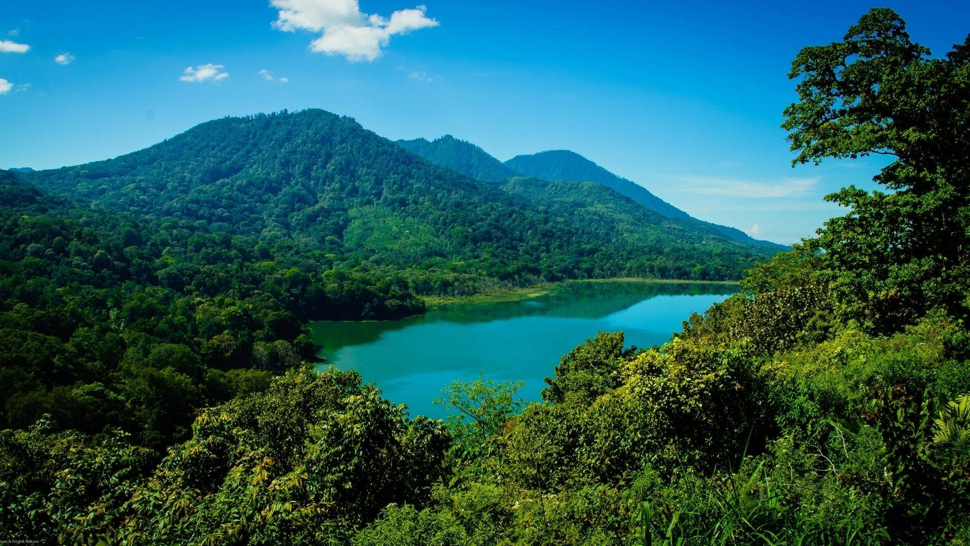 Jakarta, Mountain View, turquoise lake, Full HD Desktop Wallpaper