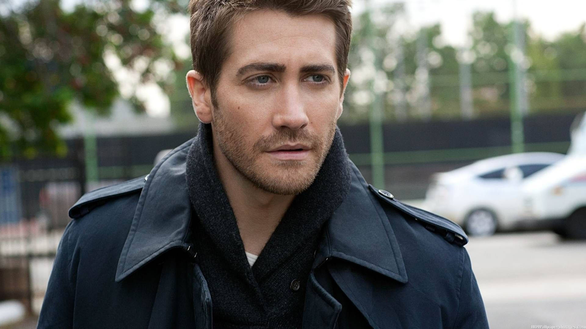 Jake Gyllenhaal, dark trench coat, white car, Full HD Desktop Wallpaper