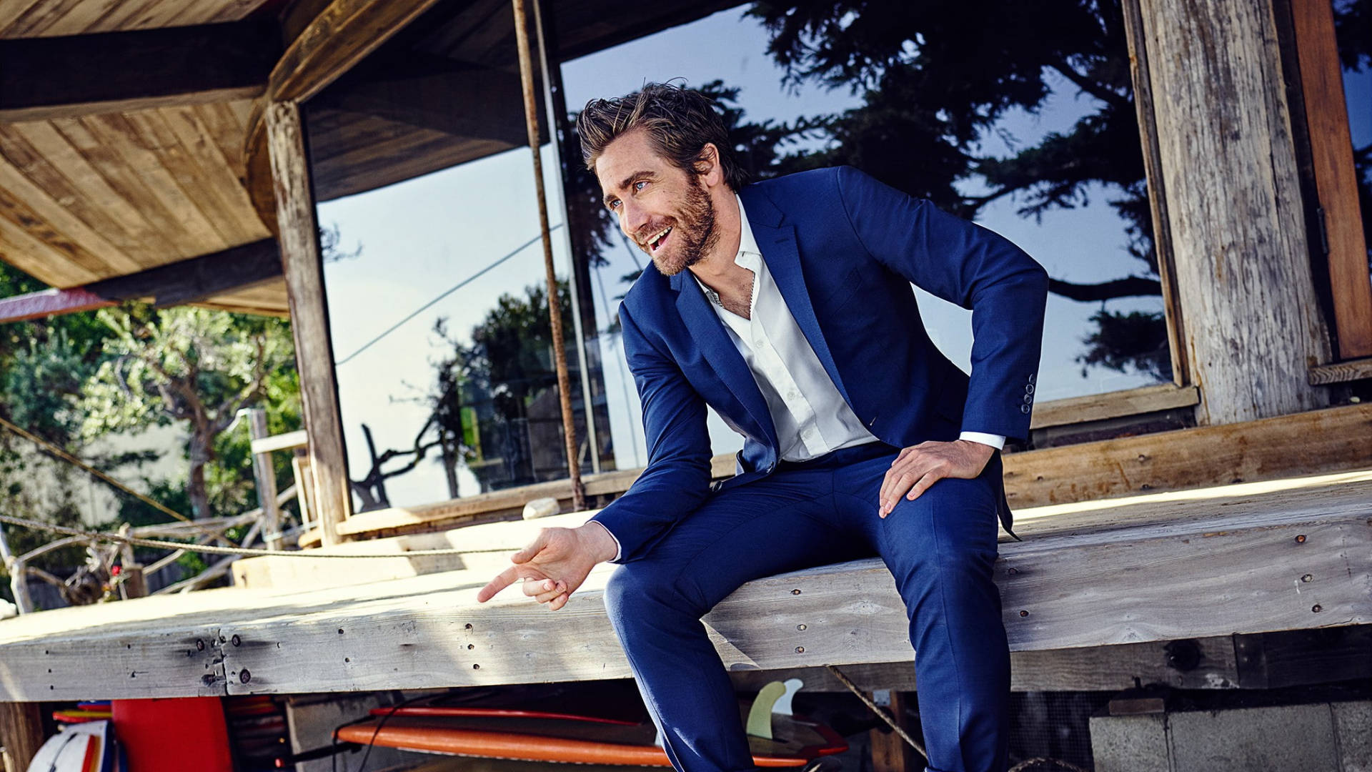 Jake Gyllenhaal, blue suit, wooden deck, Full HD Desktop Wallpaper