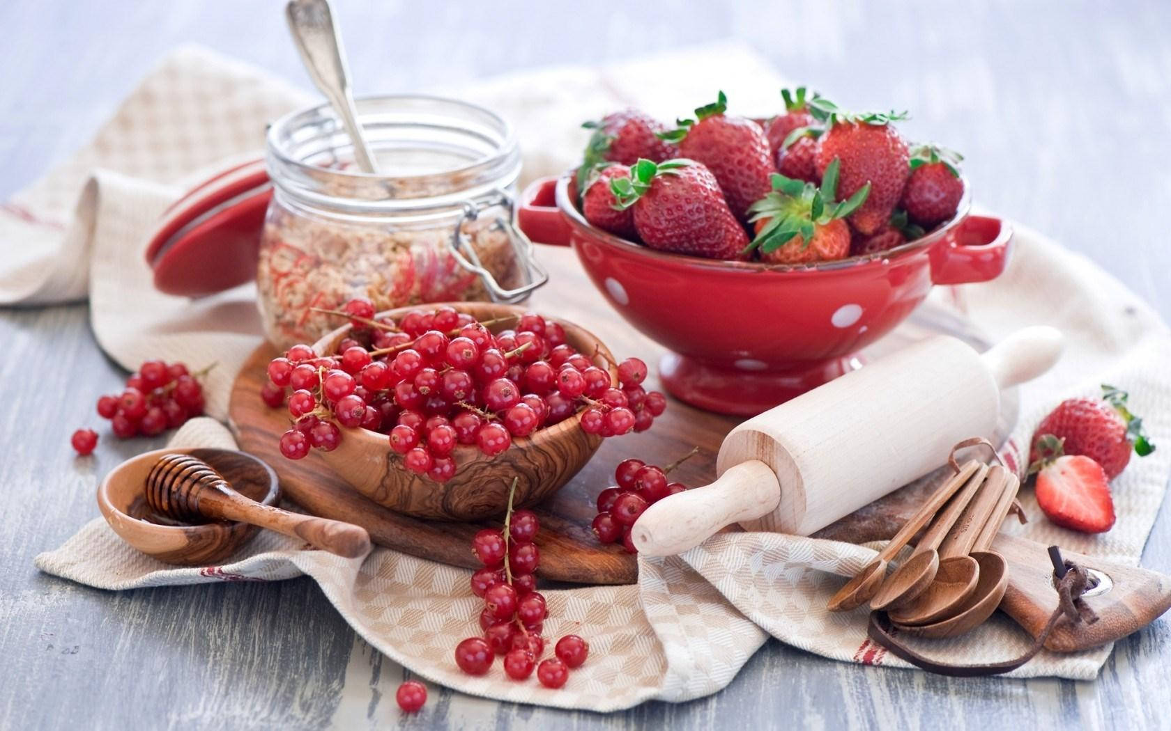 red currant, strawberries, jam jar, HD Desktop Wallpaper