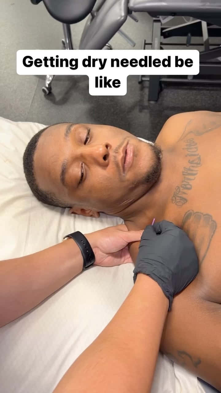 Jamahal Hill, dry needling, treatment table, HD Phone Wallpaper