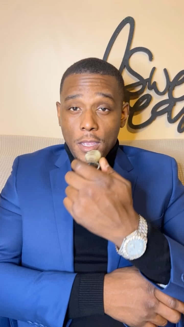 Jamahal Hill, blue coat, gold coin, HD Phone Wallpaper