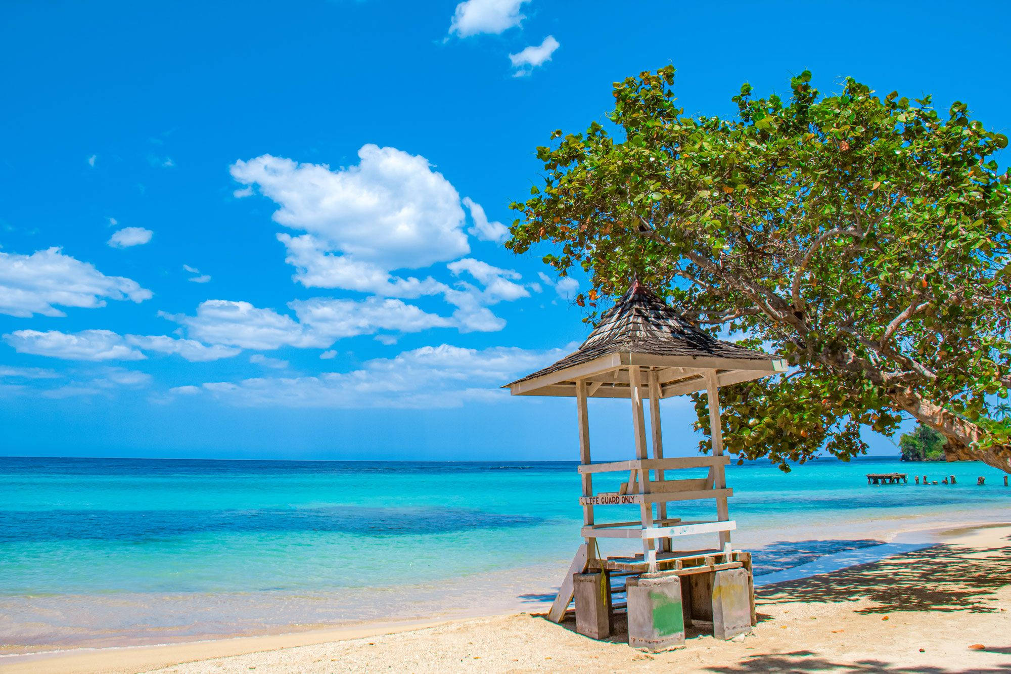 Jamaica Beach, lifeguard post, wooden lifeguard tower, Full HD Desktop Wallpaper