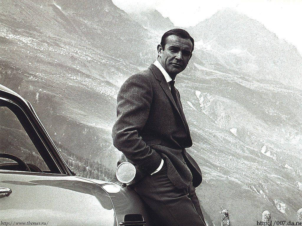 James Bond, suit, vintage car, SD Desktop Wallpaper