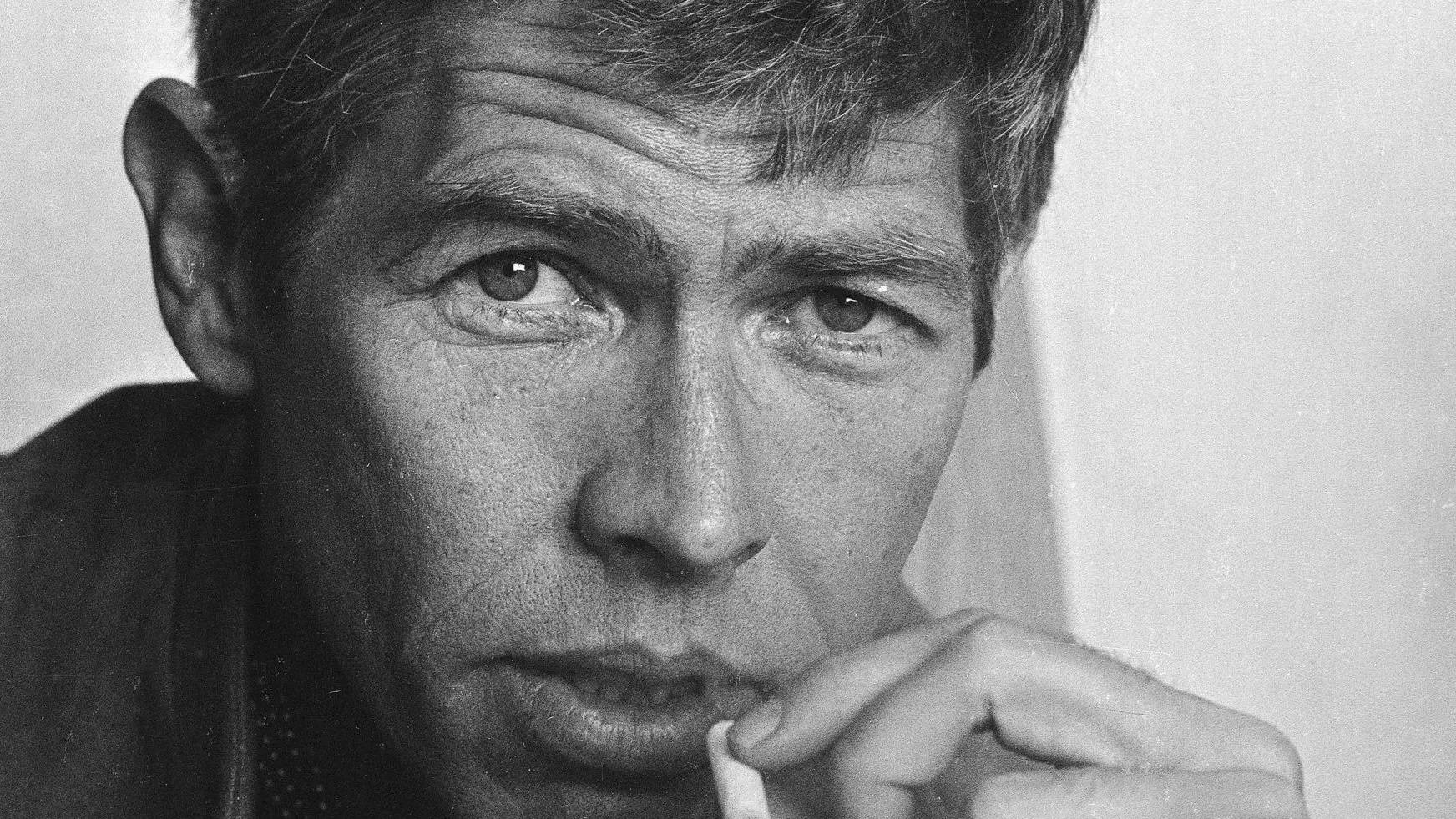 James Coburn, black and white portrait, intense gaze, HD Desktop Wallpaper
