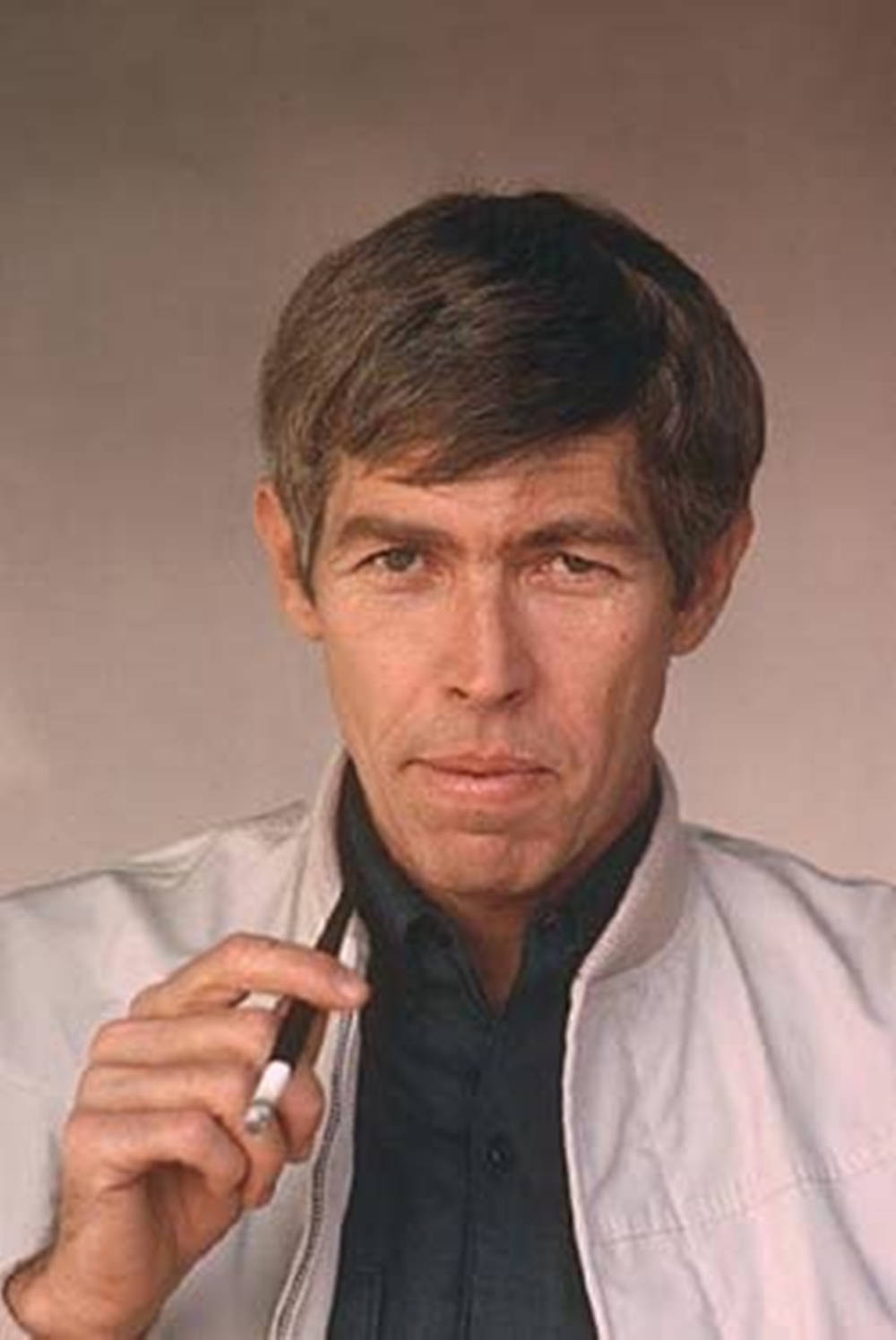 James Coburn, cigarette, filter, HD Phone Wallpaper