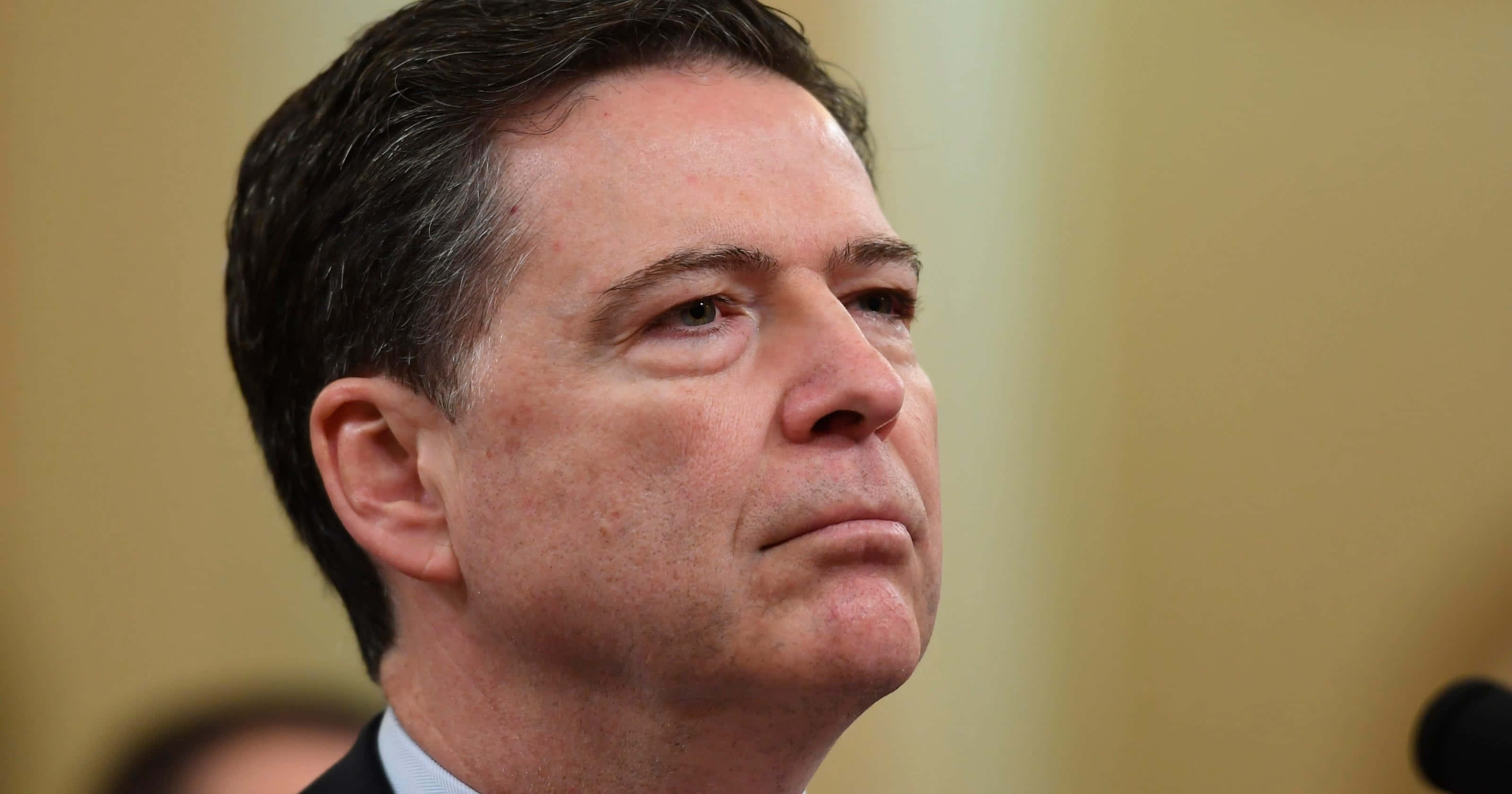 James Comey, suit, serious expression, 2K Desktop Wallpaper