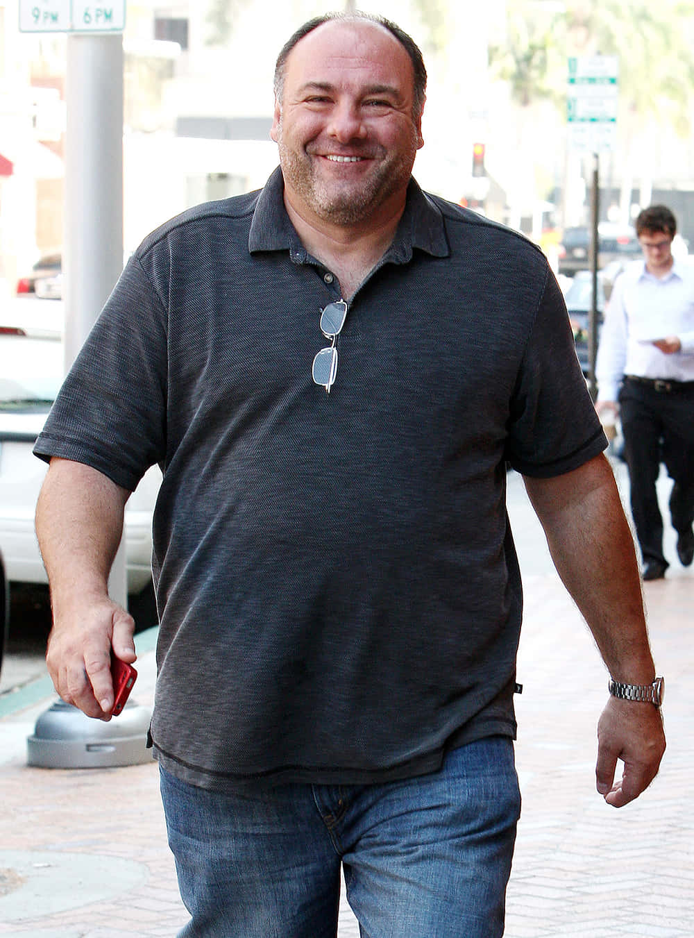 James Gandolfini, dark polo shirt, jeans, HD Phone Wallpaper