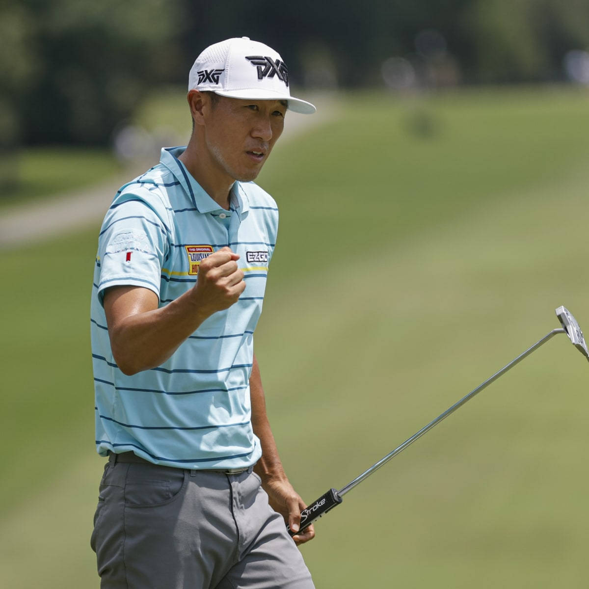 James Hahn, light blue striped shirt, sunlit green course, SD Desktop Wallpaper