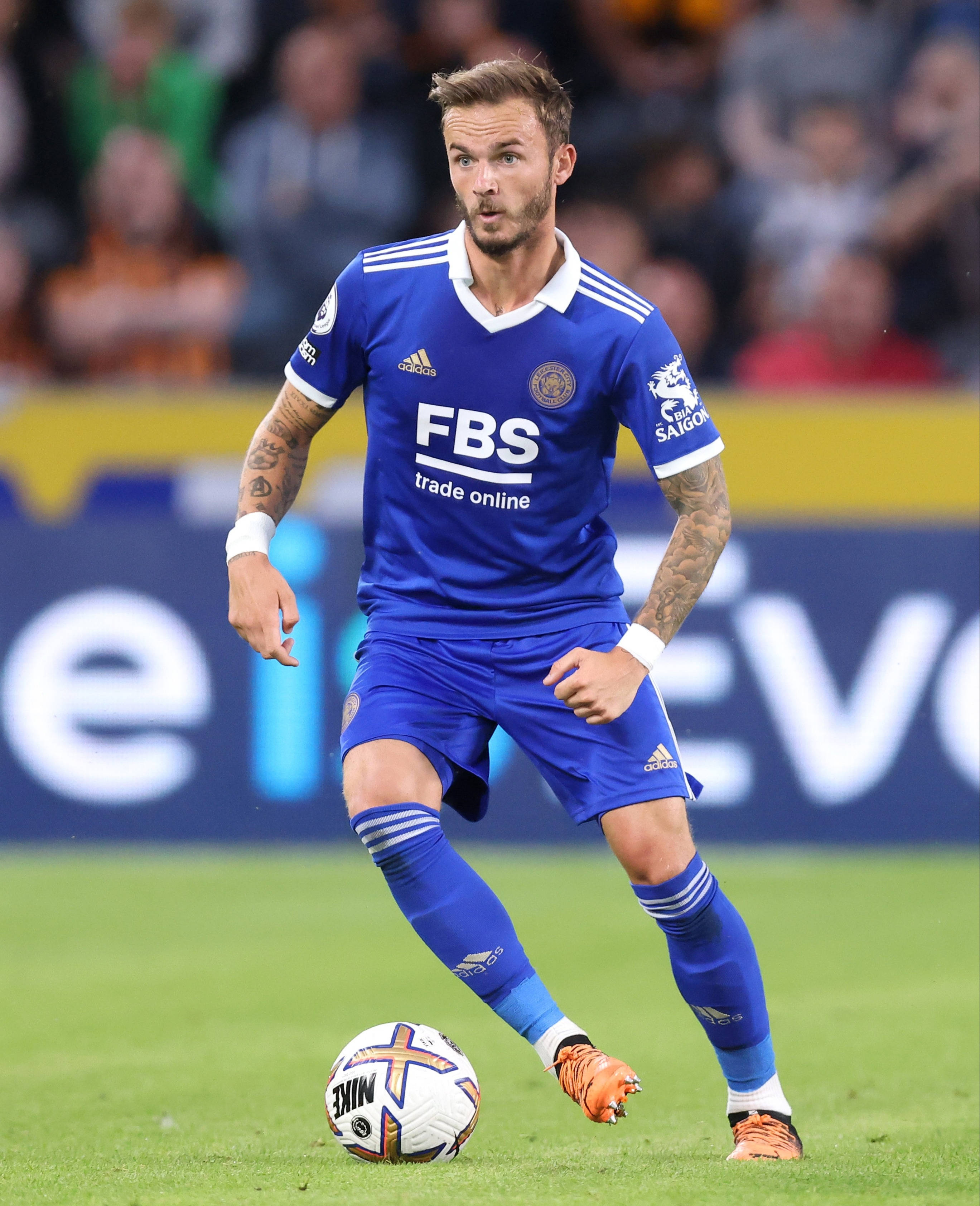 James Maddison, blue kit, white ball, 2K Phone Wallpaper