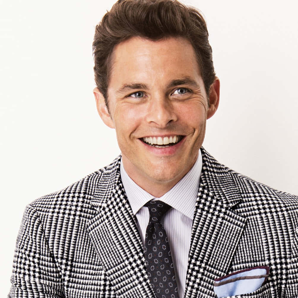 James Marsden, houndstooth suit, white background, SD Desktop Wallpaper