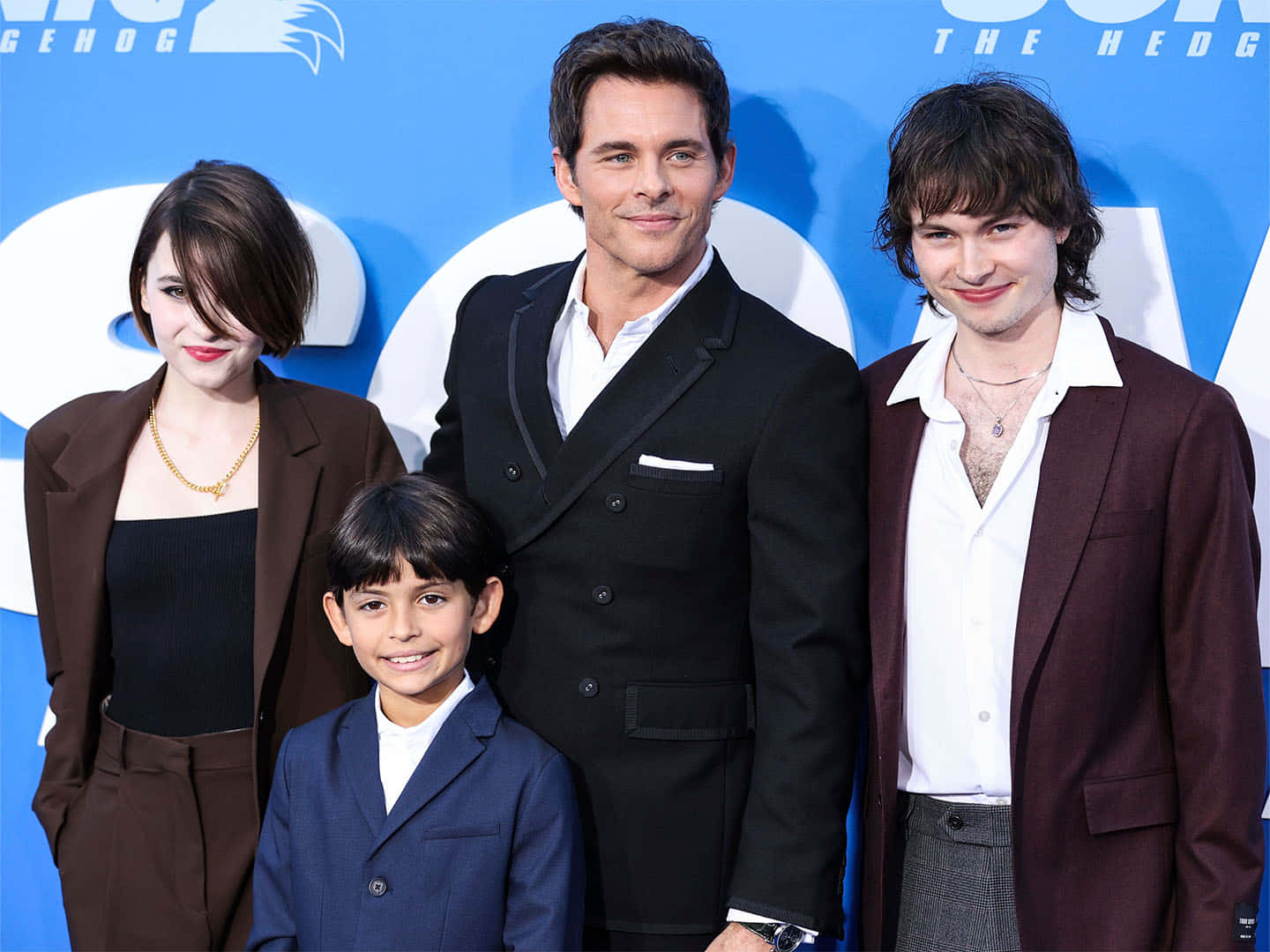James Marsden, movie premiere, blue promotional backdrop, HD Desktop Wallpaper