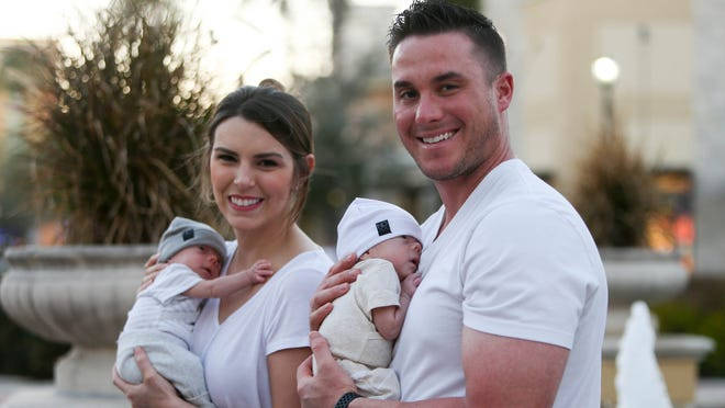 James Mccann, newborn twins, white outfits, SD Desktop Wallpaper