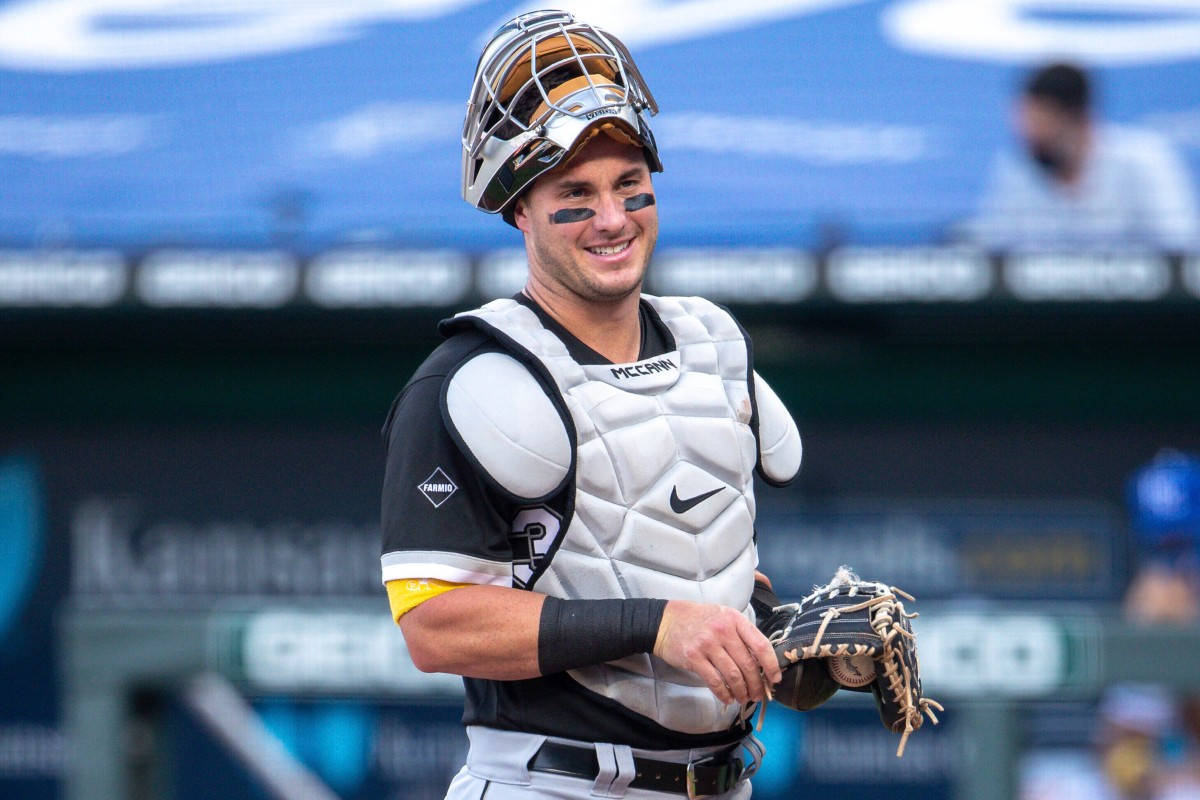 James McCann, baseball catcher, full gear, SD Desktop Wallpaper