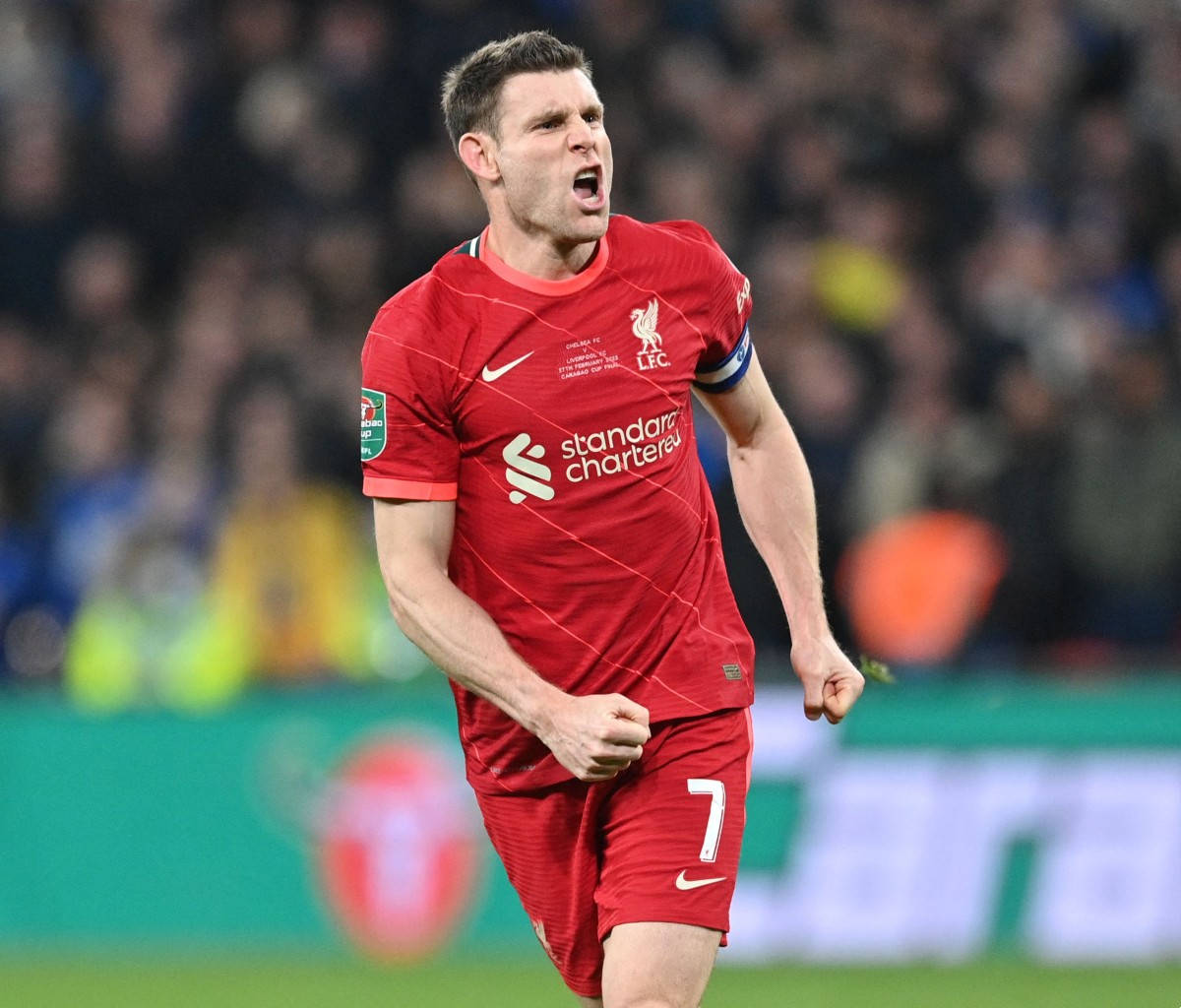 James Milner, red Liverpool jersey, stadium pitch, SD Desktop Wallpaper