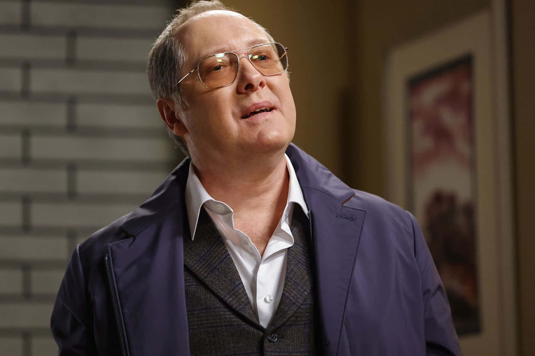 James Spader, glasses, brick wall, HD Desktop Wallpaper