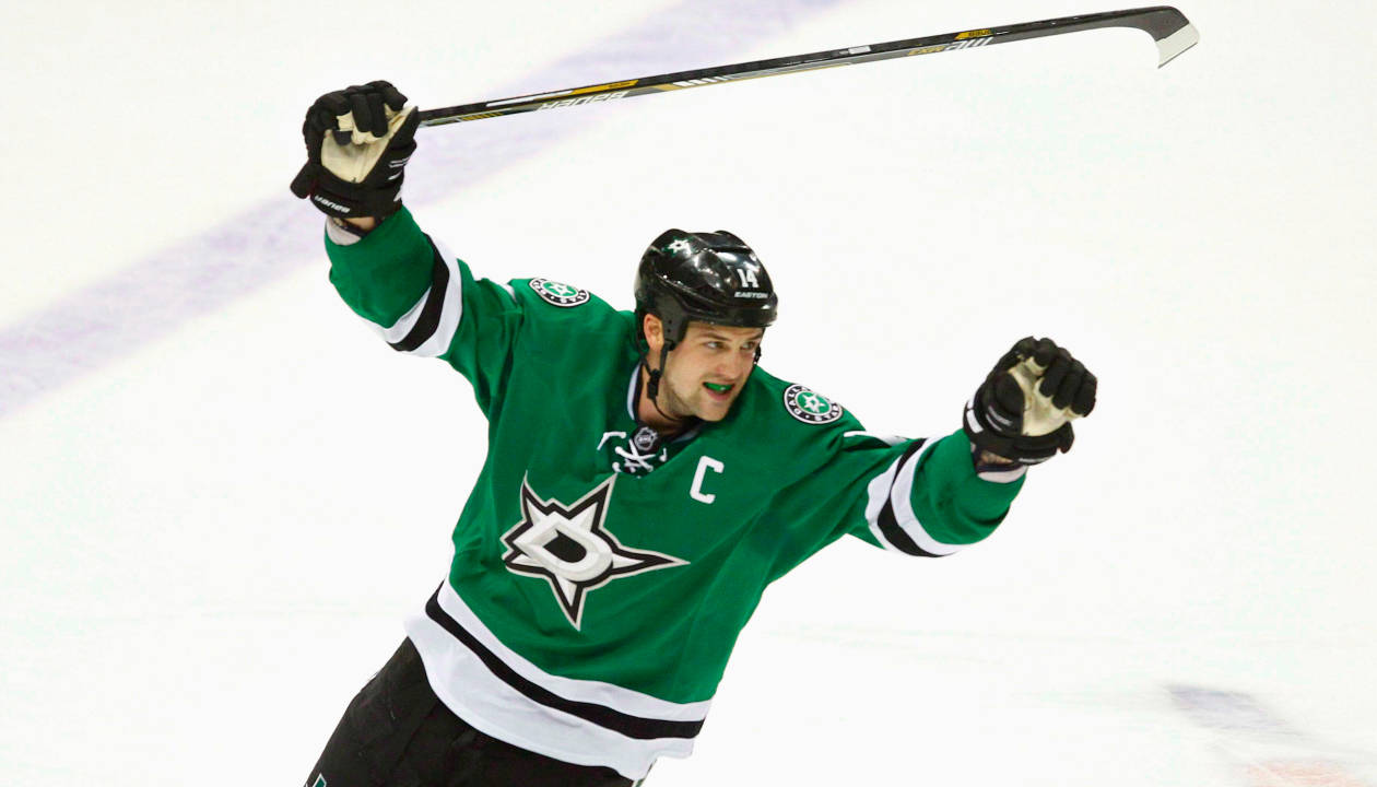 Jamie Benn, green jersey, ice, SD Desktop Wallpaper