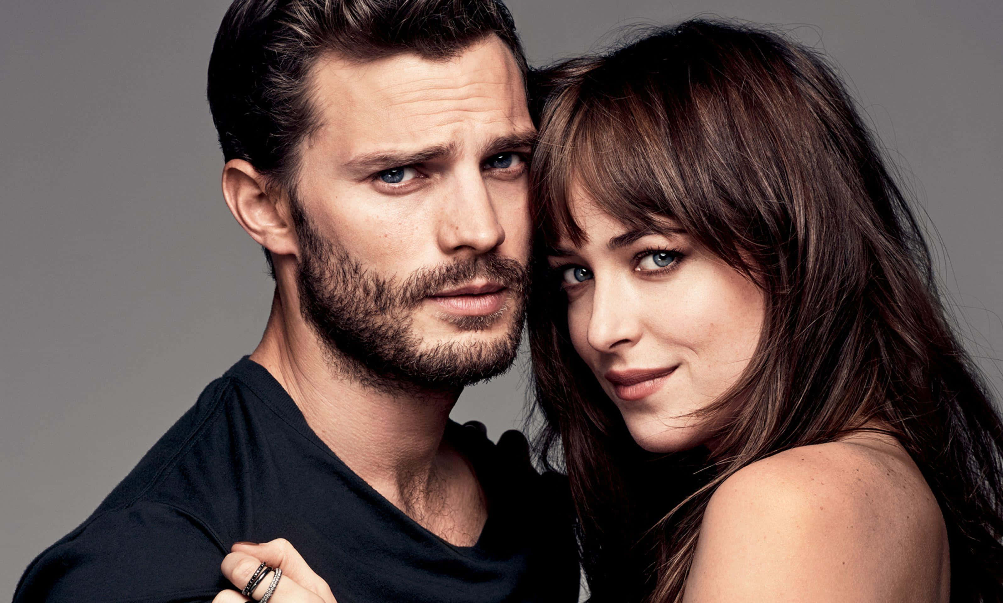 Jamie Dornan, intense blue eyes, close intimate studio portrait, 2K Desktop Wallpaper