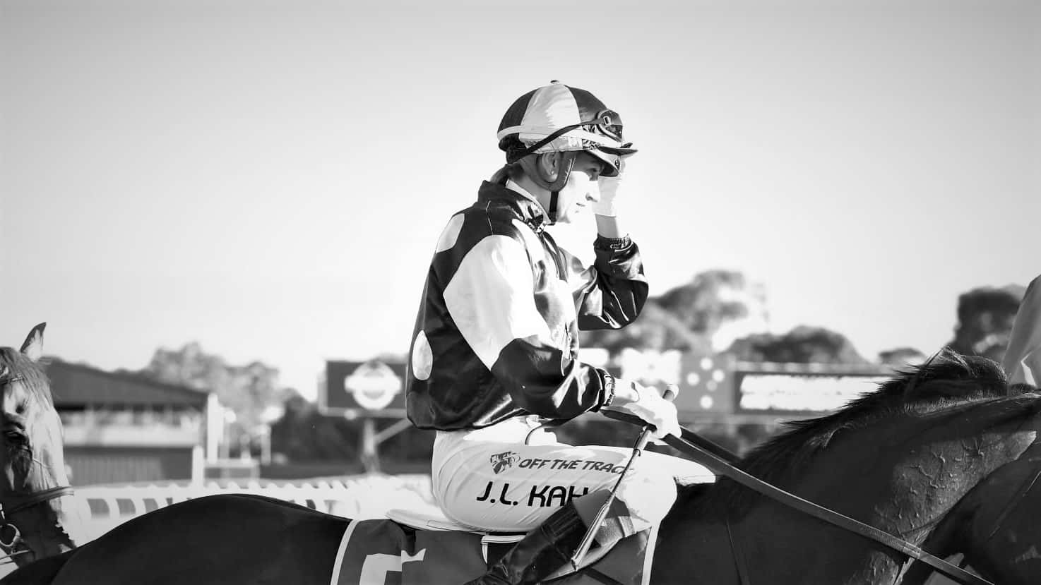 Jamie Kah, jockey, black and white silks, HD Desktop Wallpaper