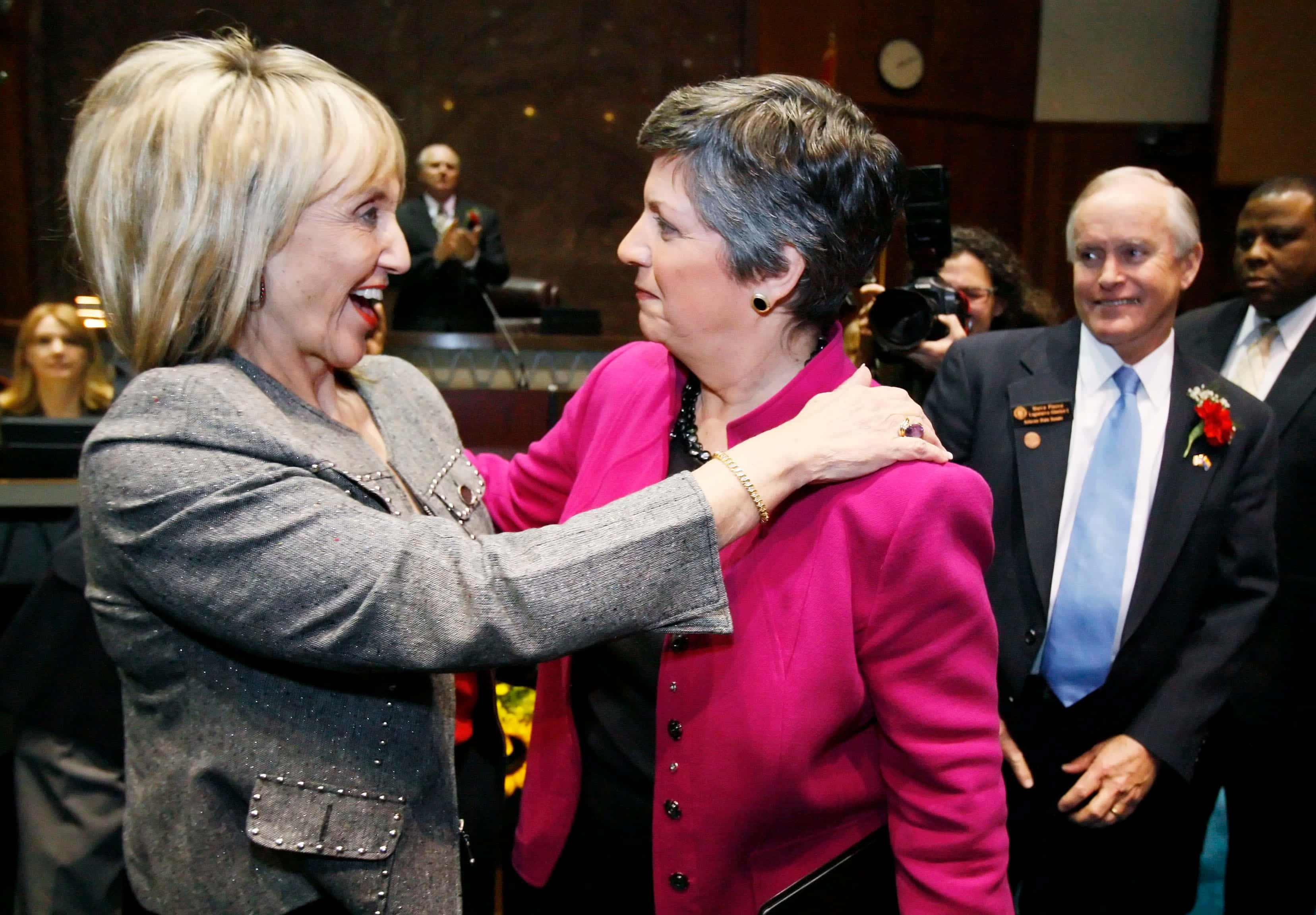 Jan Brewer, legislative chamber, formal attire, 2K Desktop Wallpaper