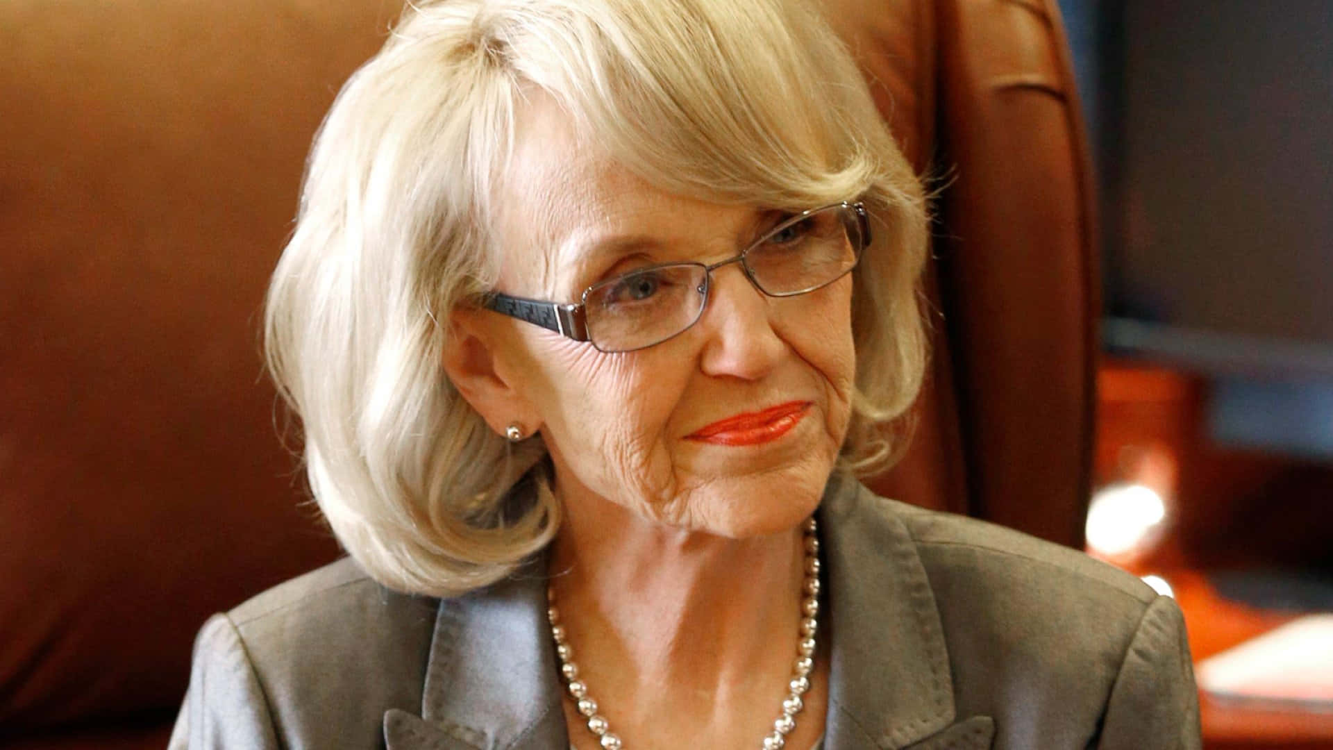 Jan Brewer, blonde hair, glasses, Full HD Desktop Wallpaper