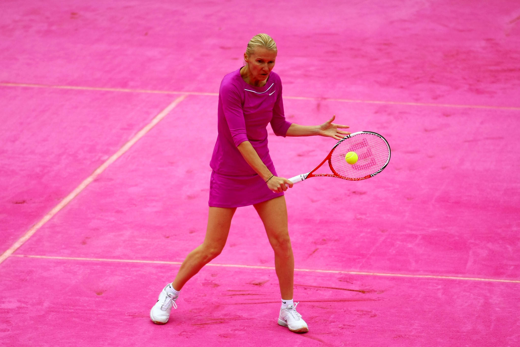 Jana Novotna, magenta outfit, yellow ball, Full HD Desktop Wallpaper