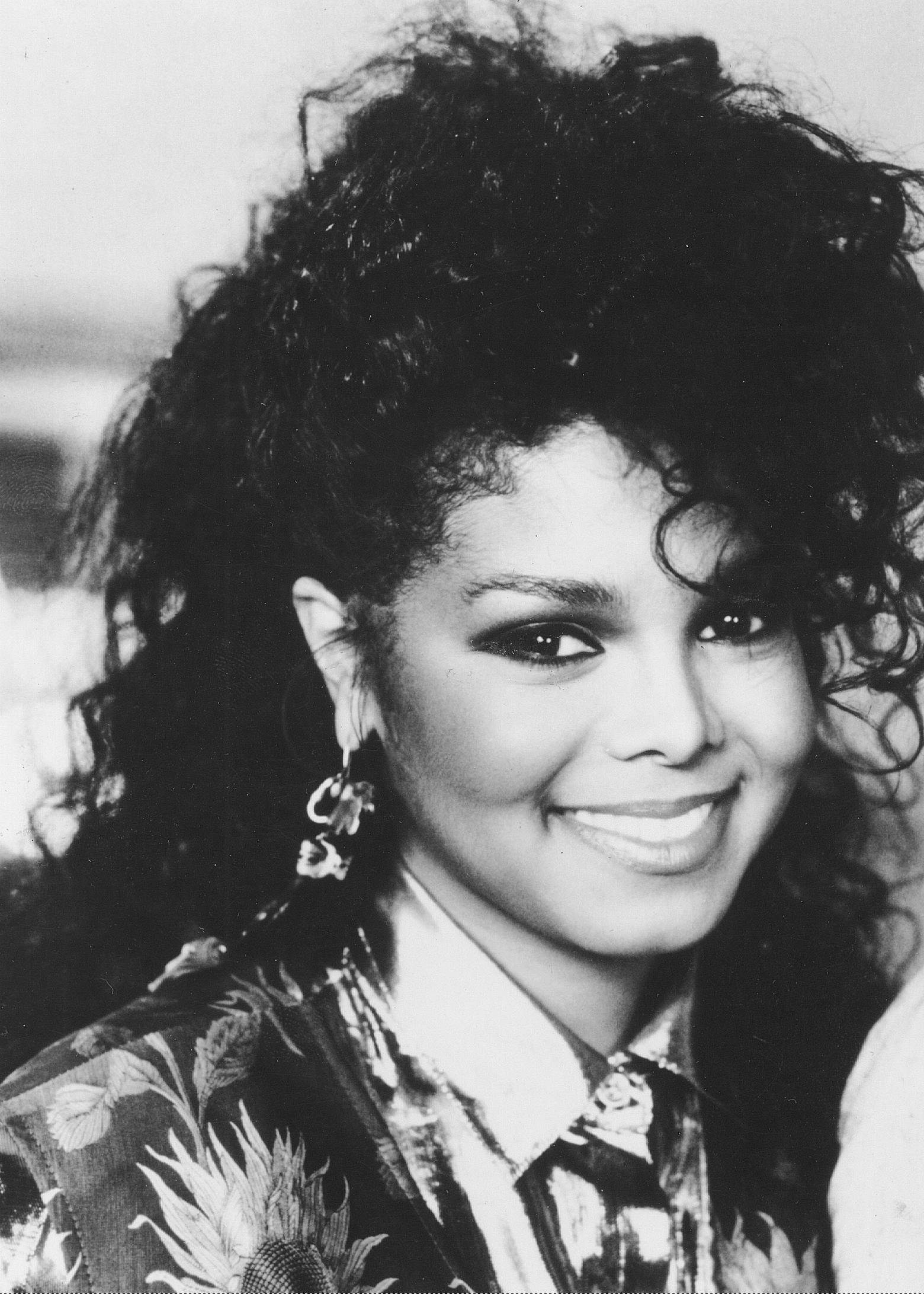 Janet Jackson, black and white portrait, voluminous curly hair, Full HD Phone Wallpaper