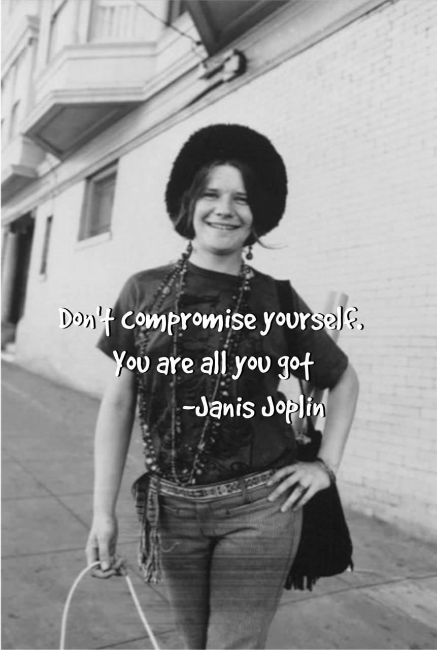 Janis Joplin, black and white photo, smiling confidently, HD Phone Wallpaper