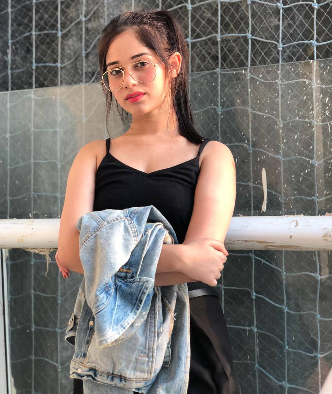Jannat Zubair, glasses, denim jacket, HD Phone Wallpaper