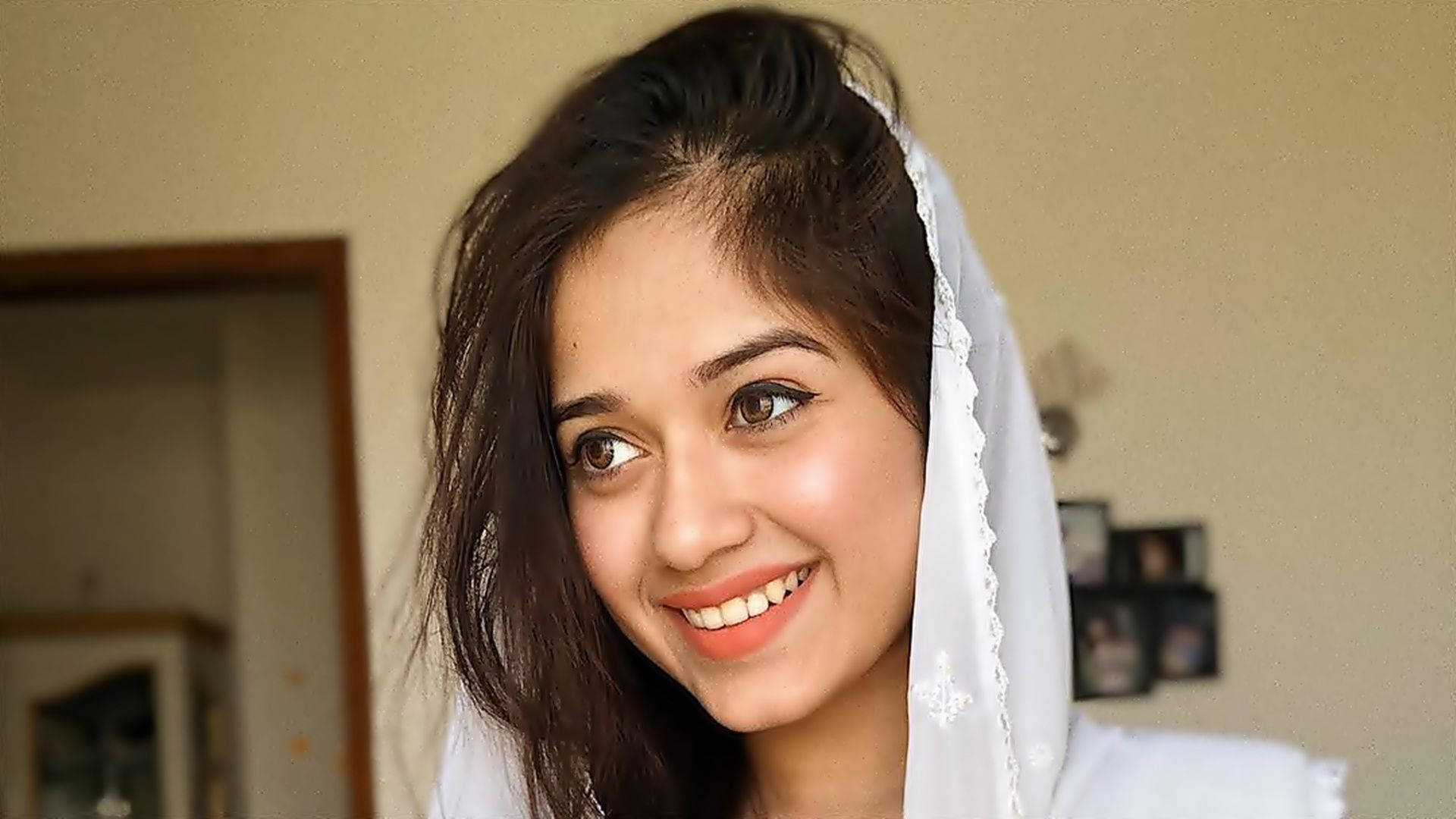 Jannat Zubair, white veil, dark hair, Full HD Desktop Wallpaper