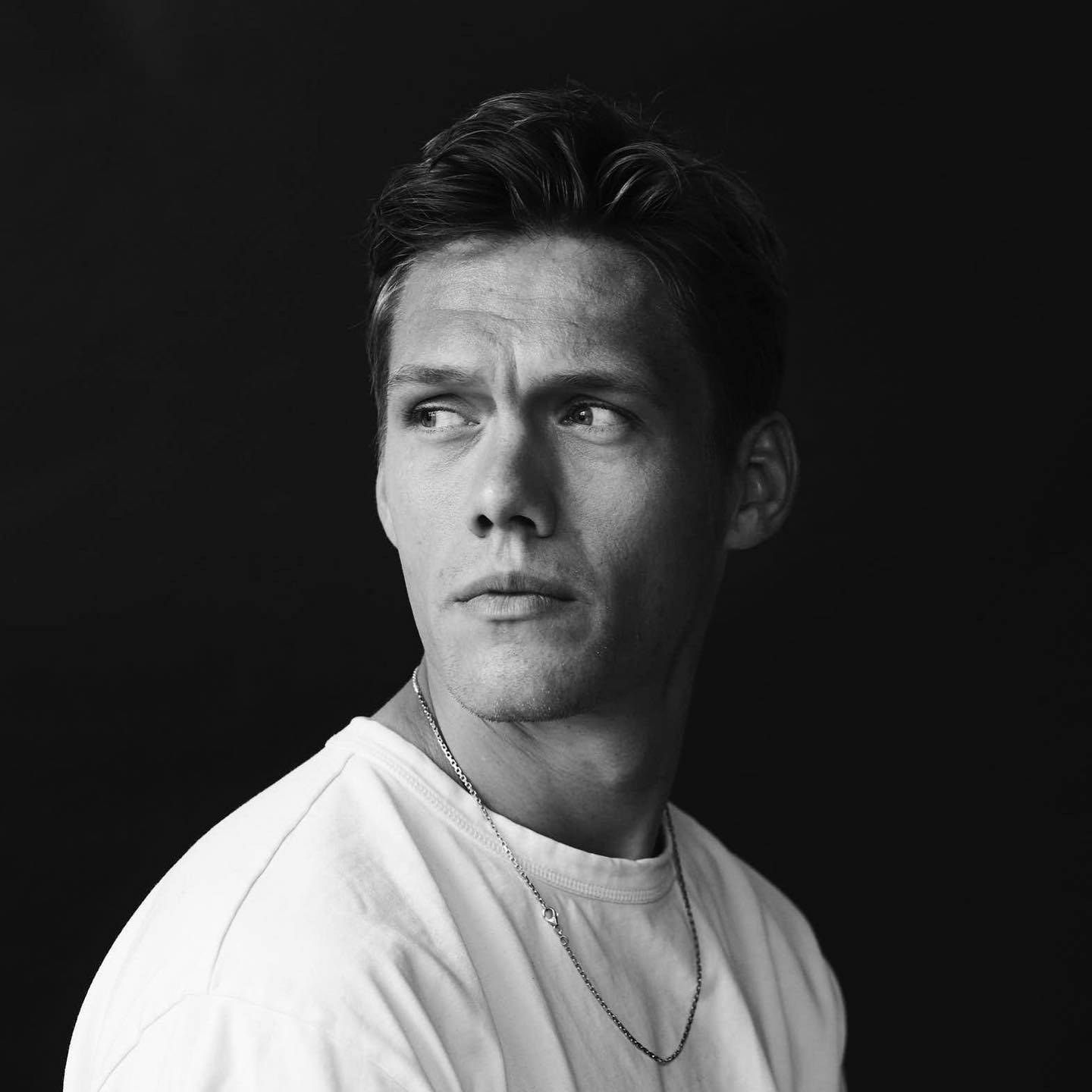 Jannik Vestergaard, black and white portrait, white t-shirt, HD Desktop Wallpaper