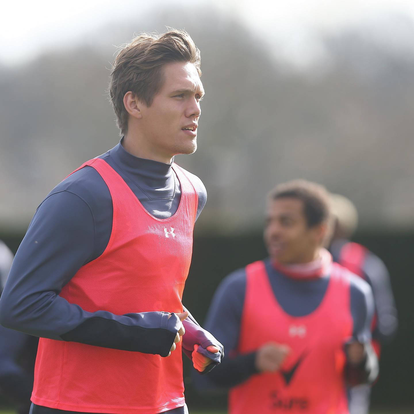 Jannik Vestergaard, red training vest, outdoors, HD Desktop Wallpaper