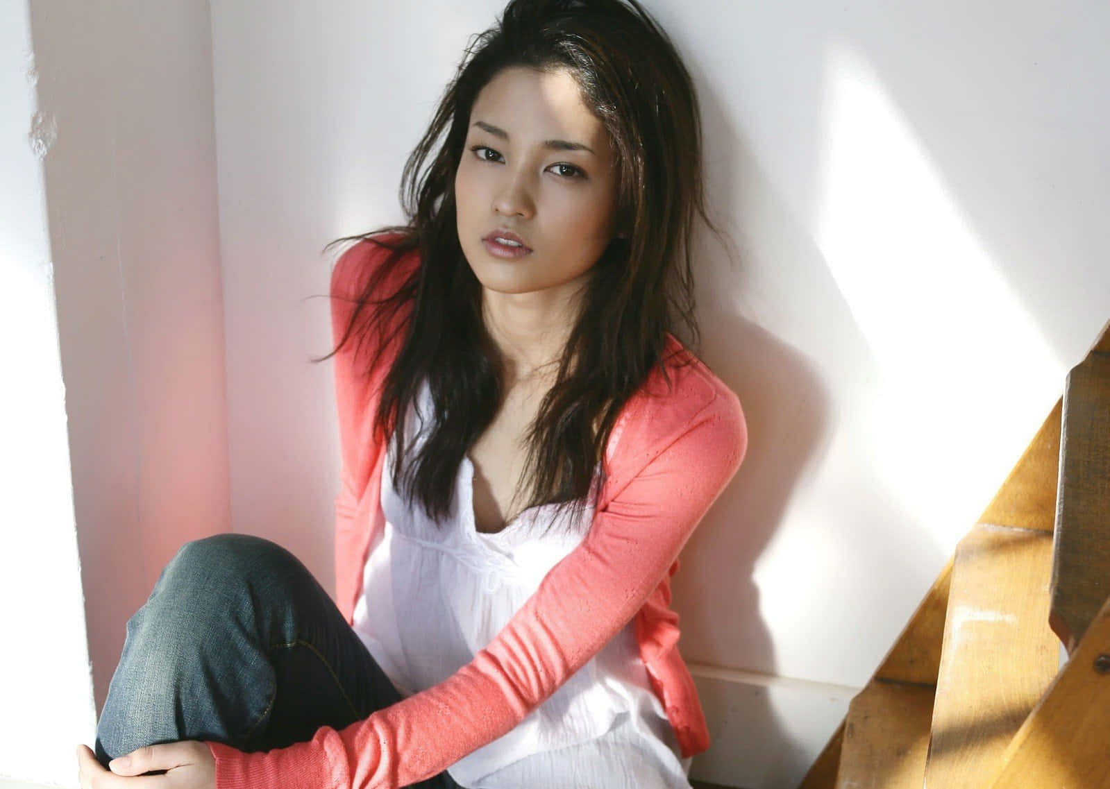 Japanese women, dark hair, wooden stairs, HD Desktop Wallpaper
