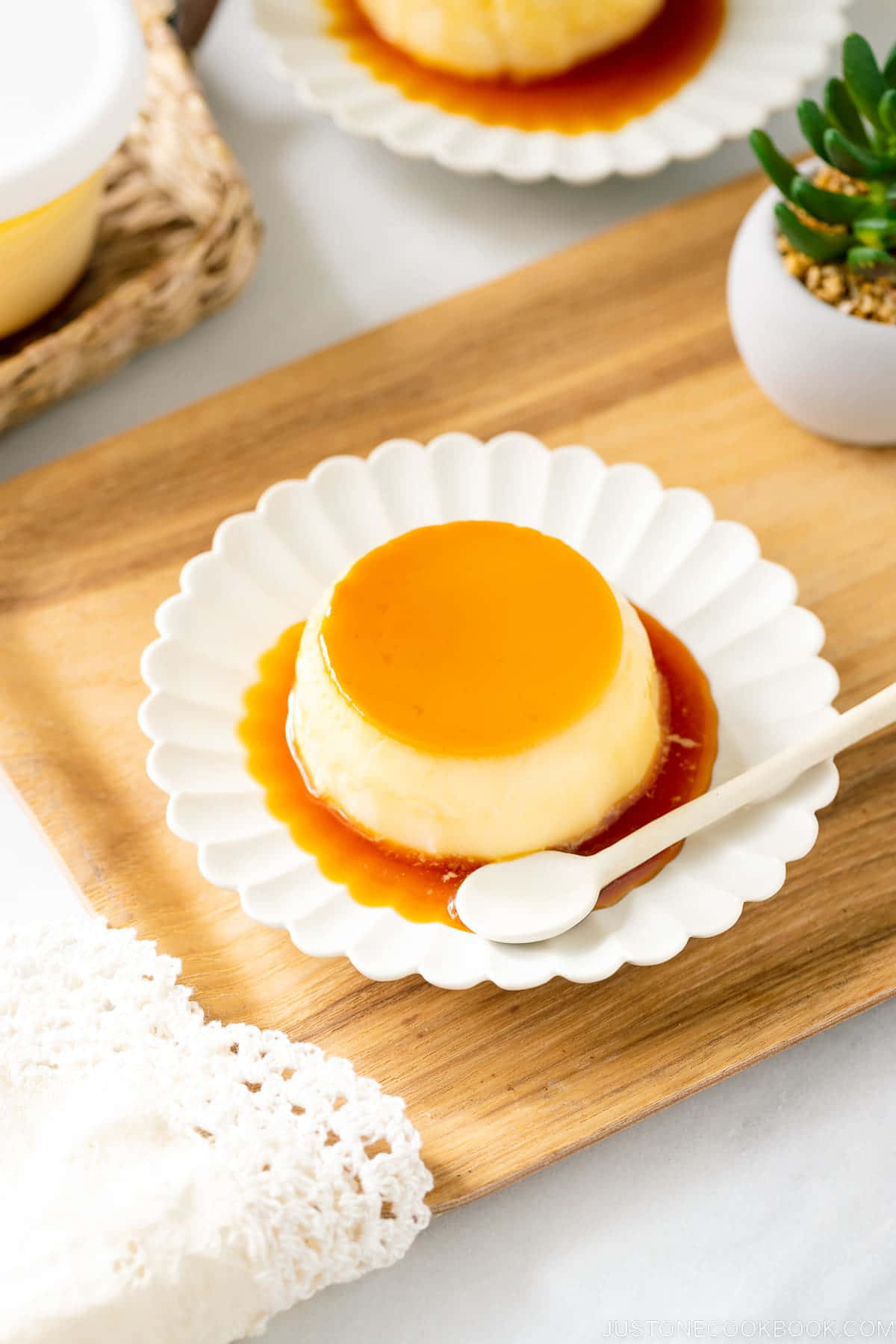 creamy caramel custard dessert, white fluted plate, wooden board, HD Phone Wallpaper