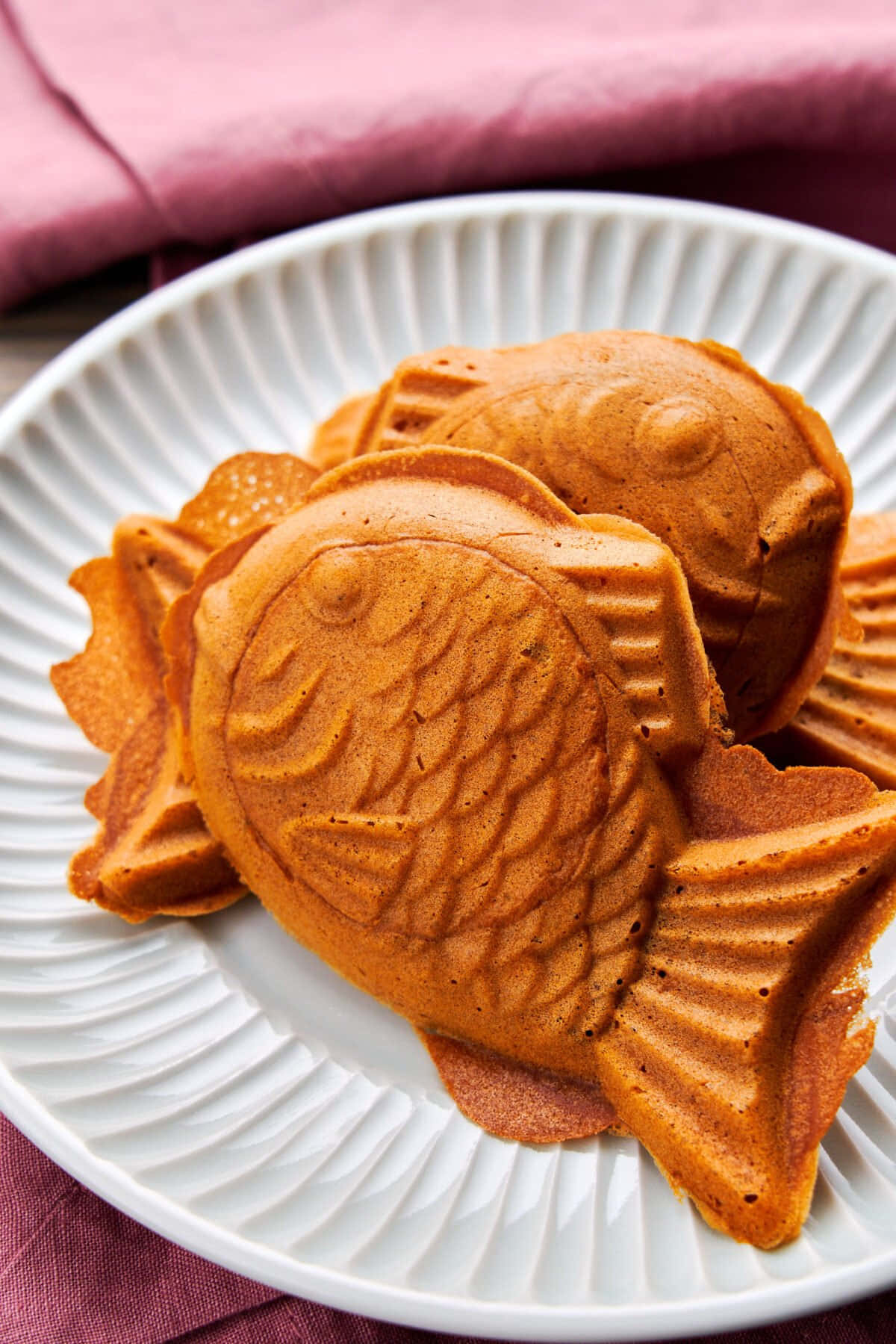 Japanese Sweets, fish-shaped waffles, detailed scales, HD Phone Wallpaper