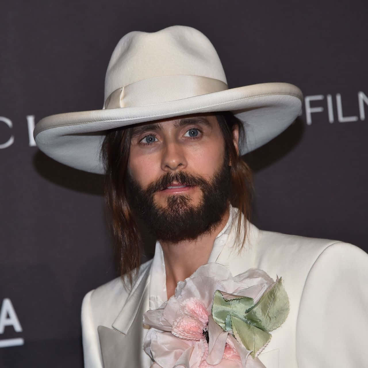 Jared Leto, white suit, wide-brimmed white hat, HD Desktop Wallpaper