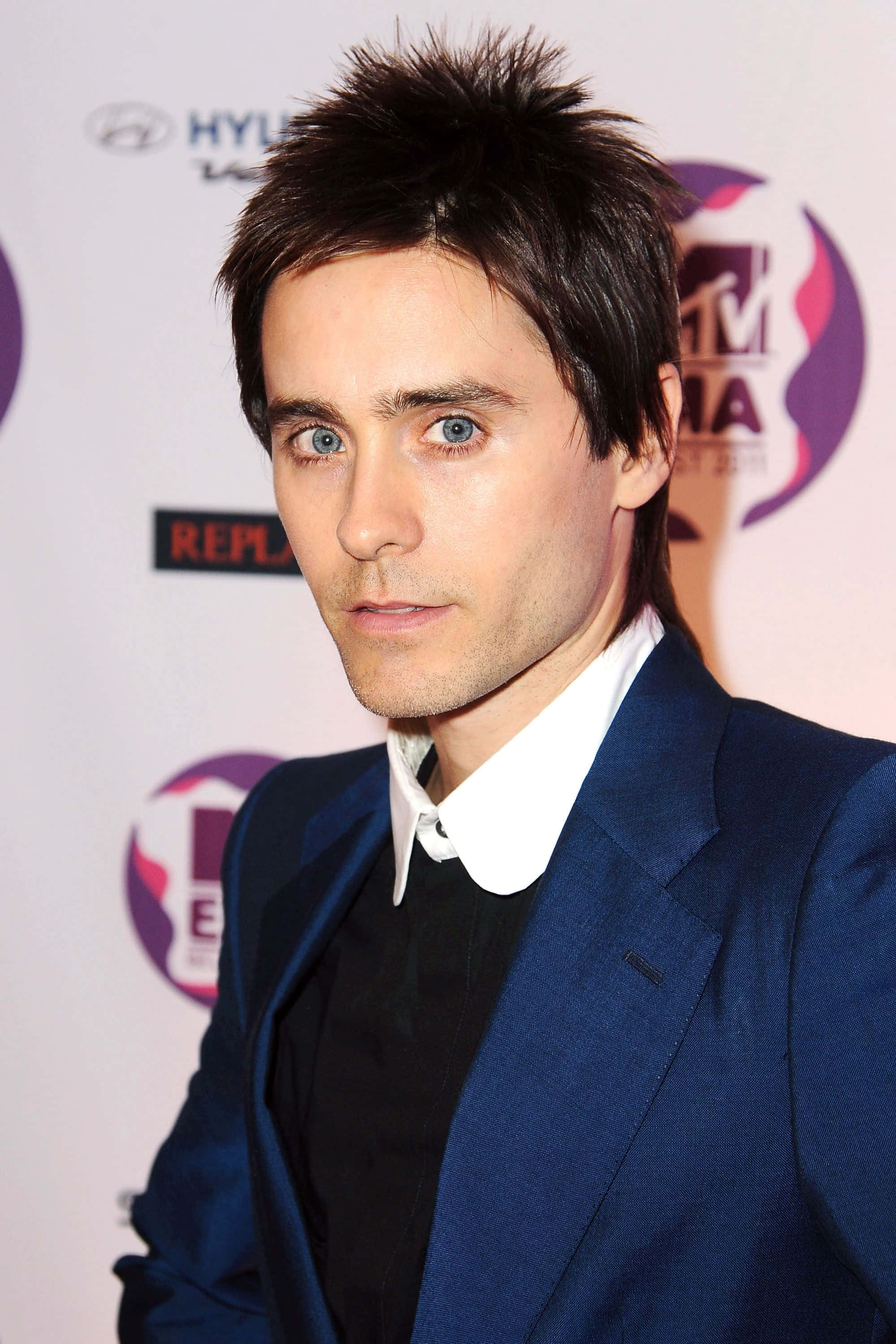 Jared Leto, spiky dark hair, intense blue eyes, 2K Phone Wallpaper
