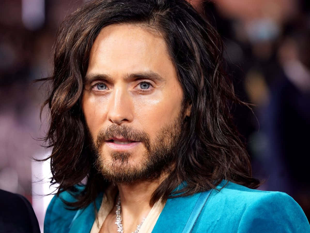Jared Leto, teal velvet jacket, long dark hair, SD Desktop Wallpaper