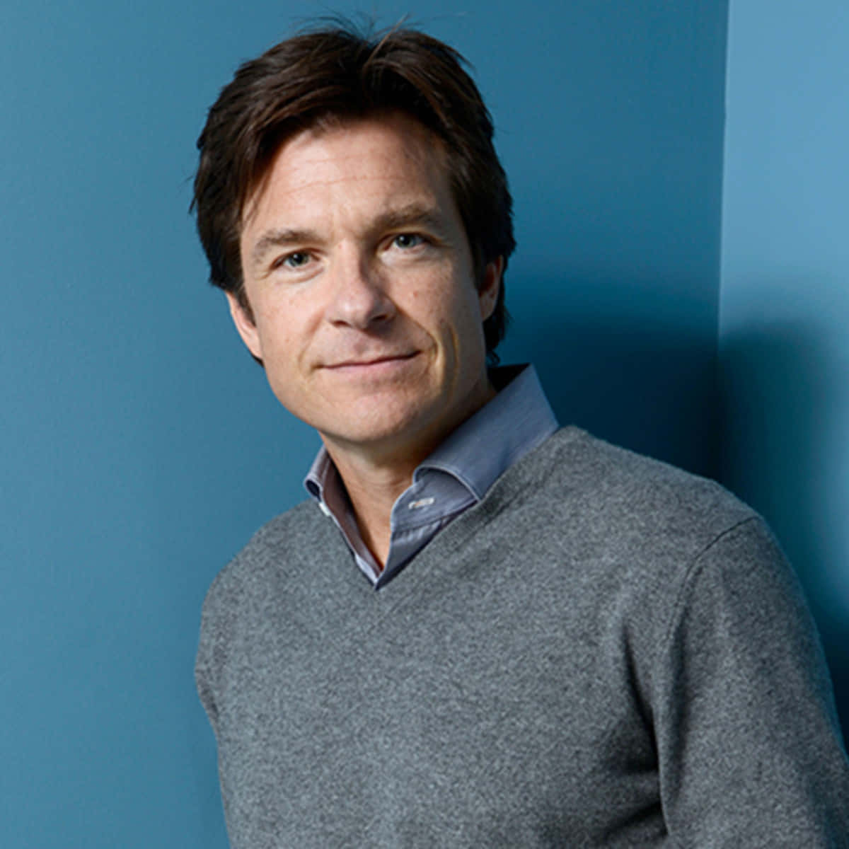 Jason Bateman, brown hair, gentle smile, SD Desktop Wallpaper