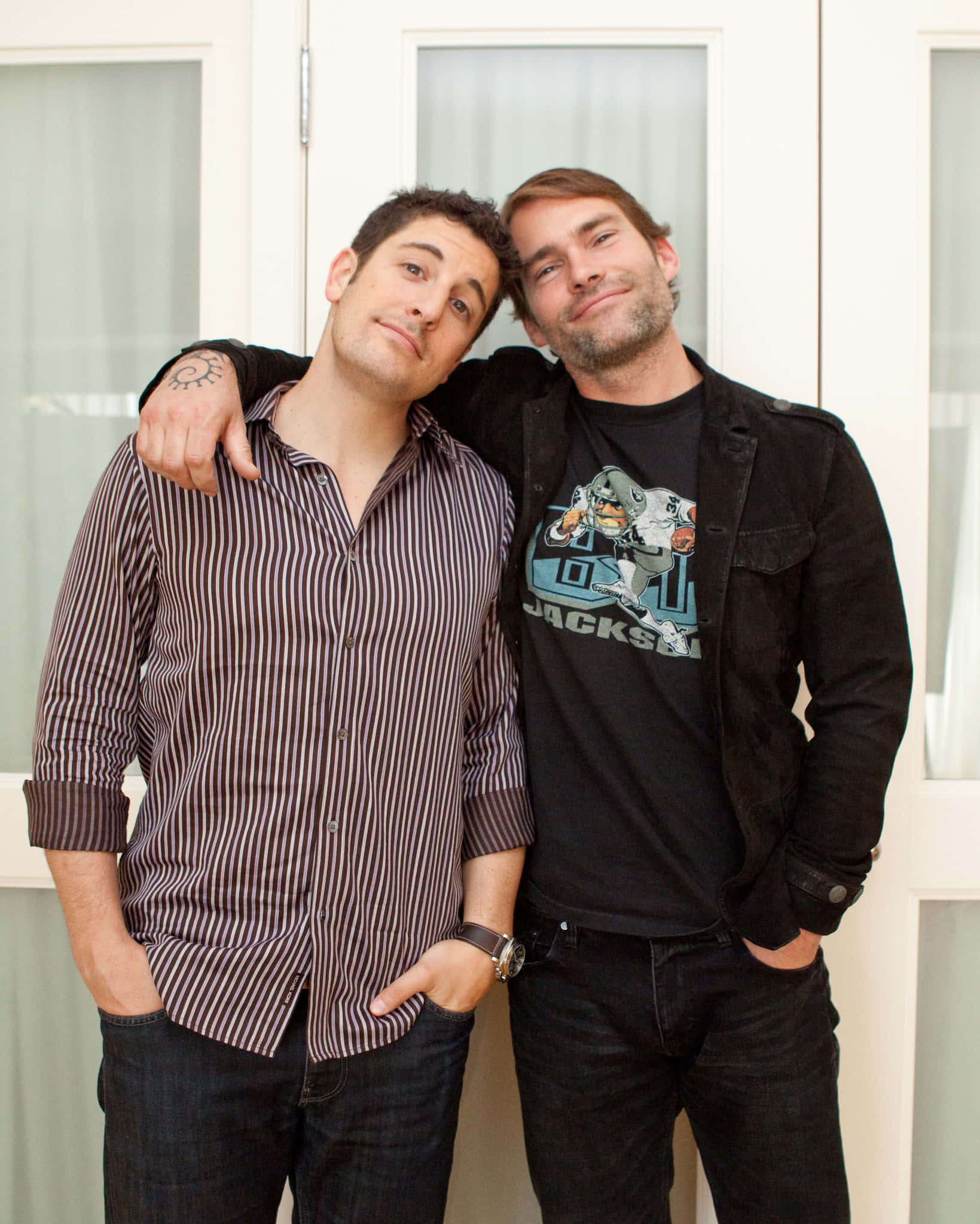 Jason Biggs, white door, indoors, Full HD Phone Wallpaper