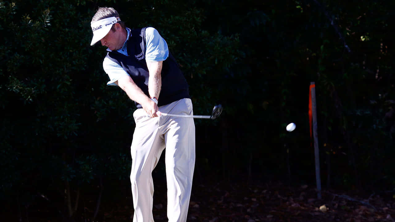 Jason Bohn, stable swing stance, mid-swing, HD Desktop Wallpaper