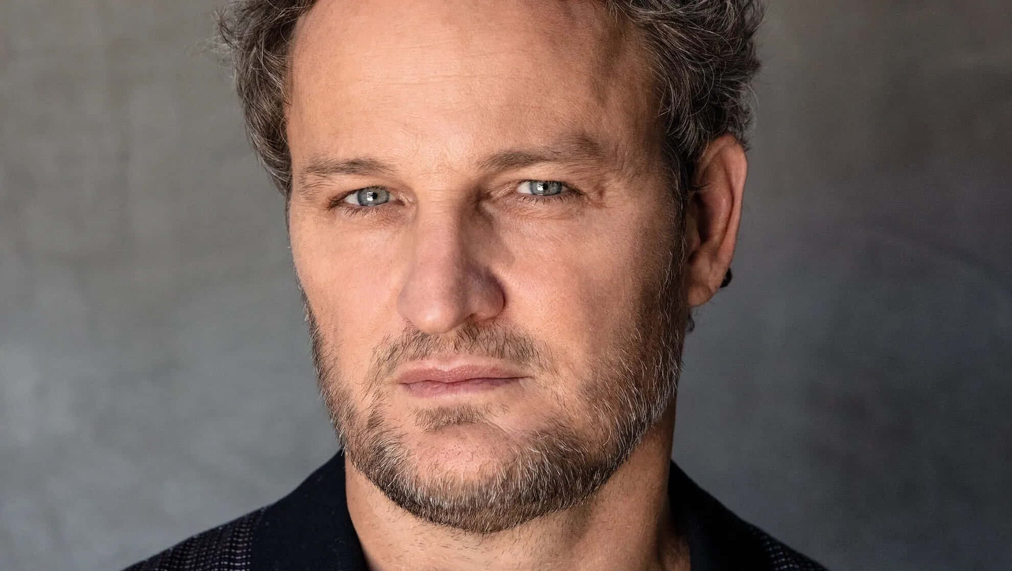 Jason Clarke, intense blue eyes, graying beard, Full HD Desktop Wallpaper