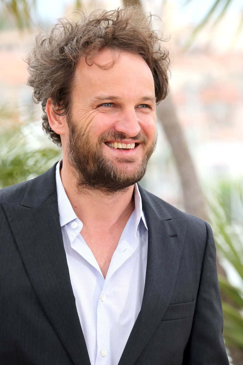 Jason Clarke, black suit, curly brown hair, SD Phone Wallpaper