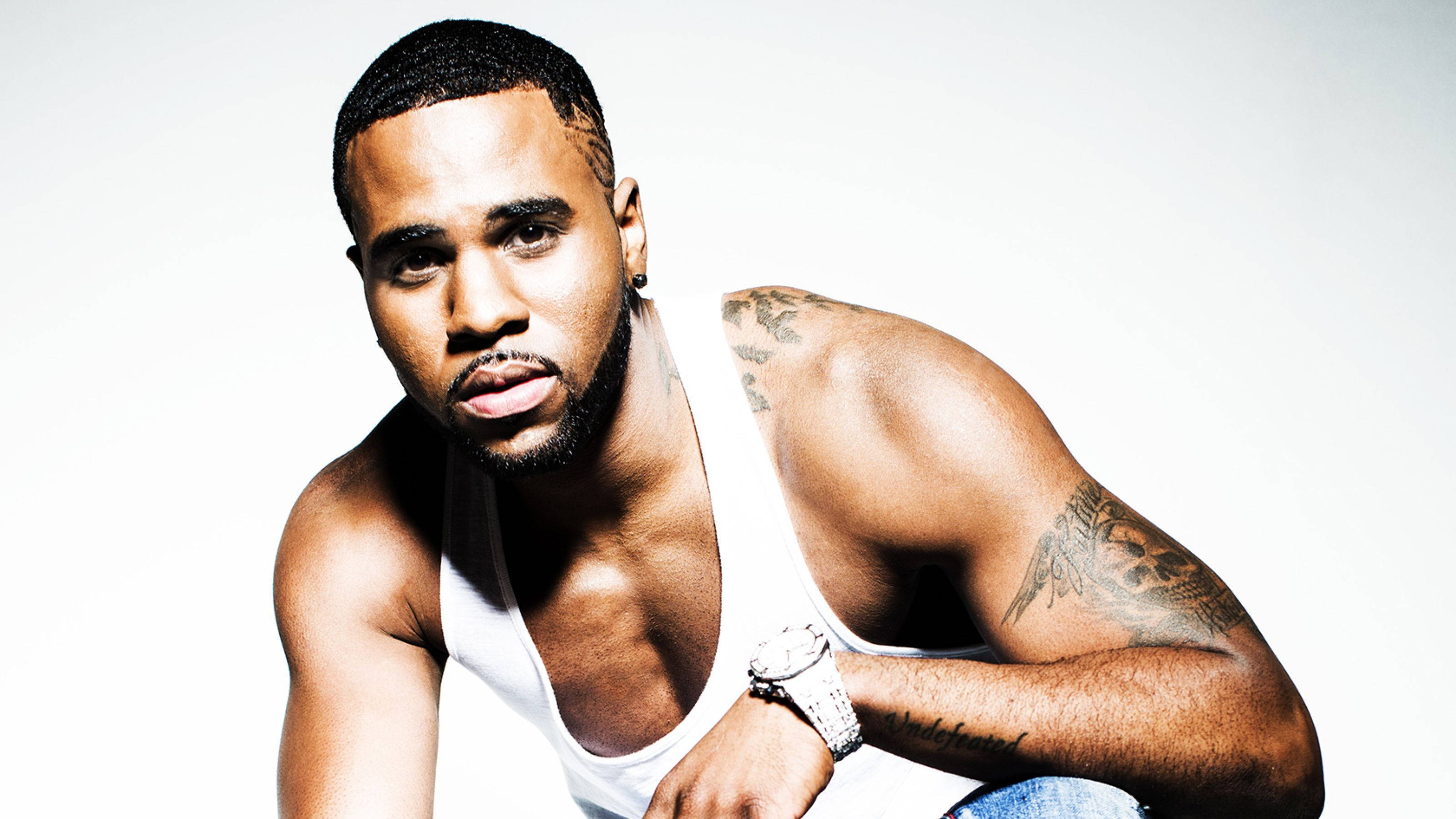 Jason Derulo, white tank top, muscular man, 2K Desktop Wallpaper