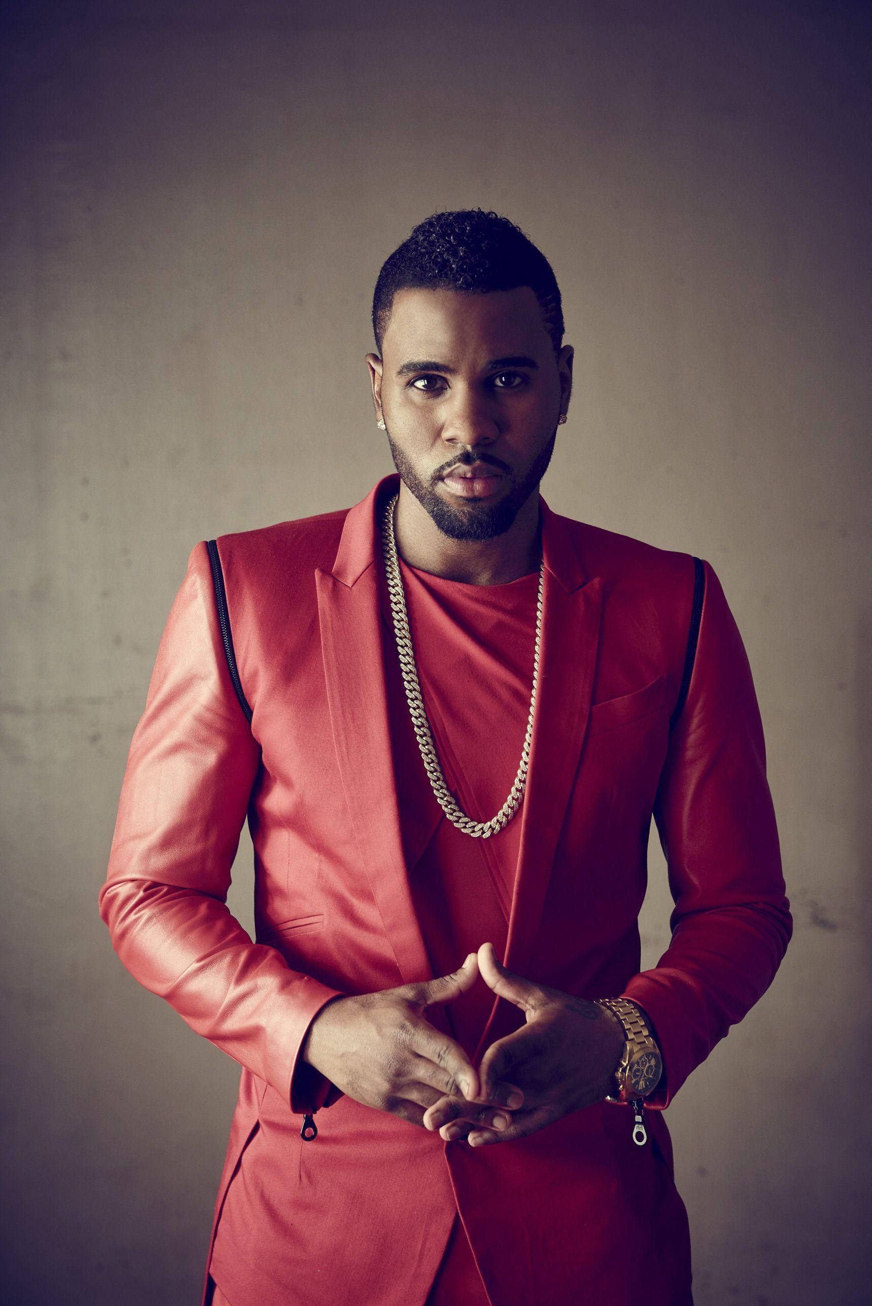 Jason Derulo, red leather jacket, gold chain, 2K Phone Wallpaper