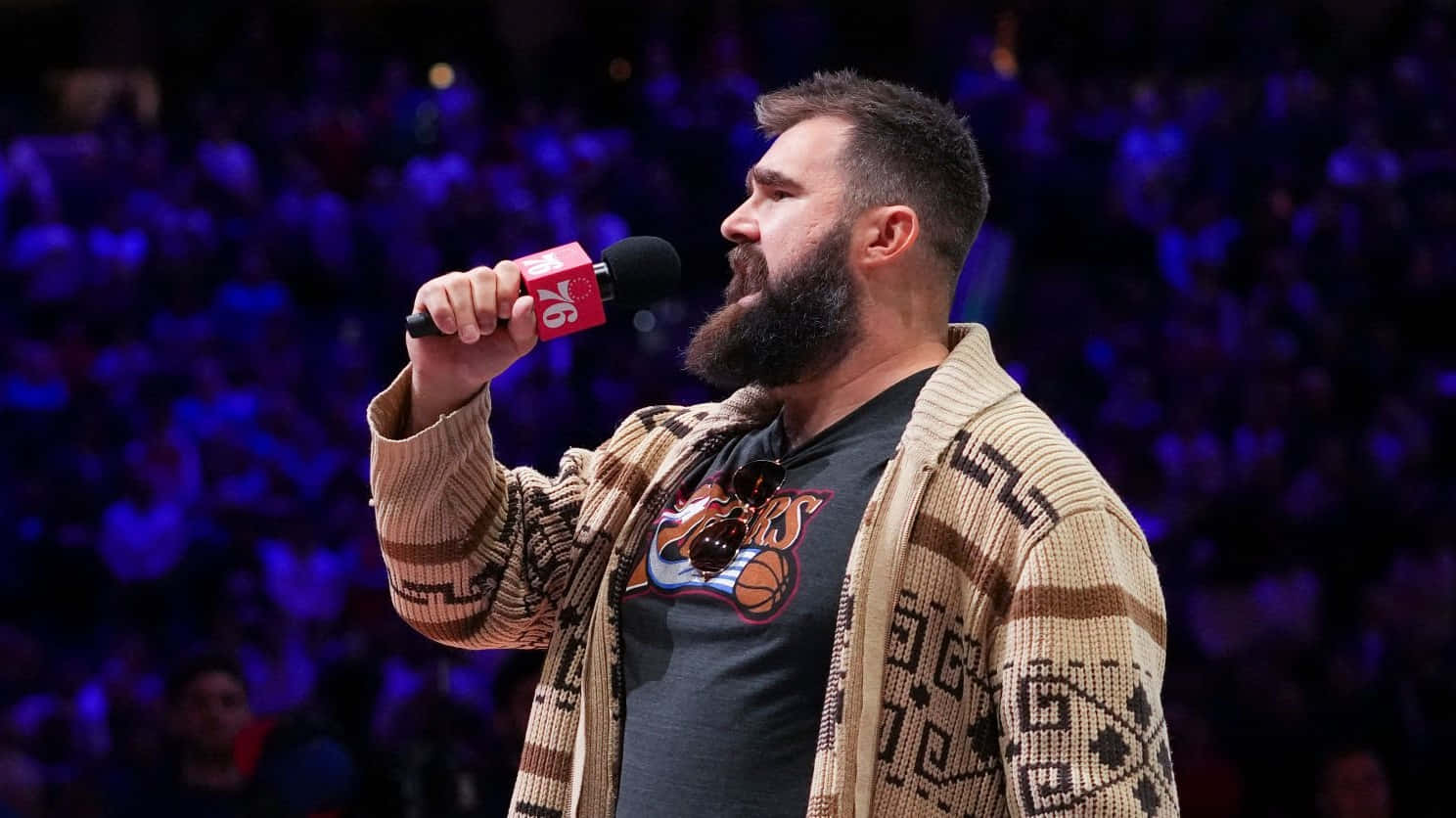 Jason Kelce, patterned cardigan, blue stage lights, HD Desktop Wallpaper