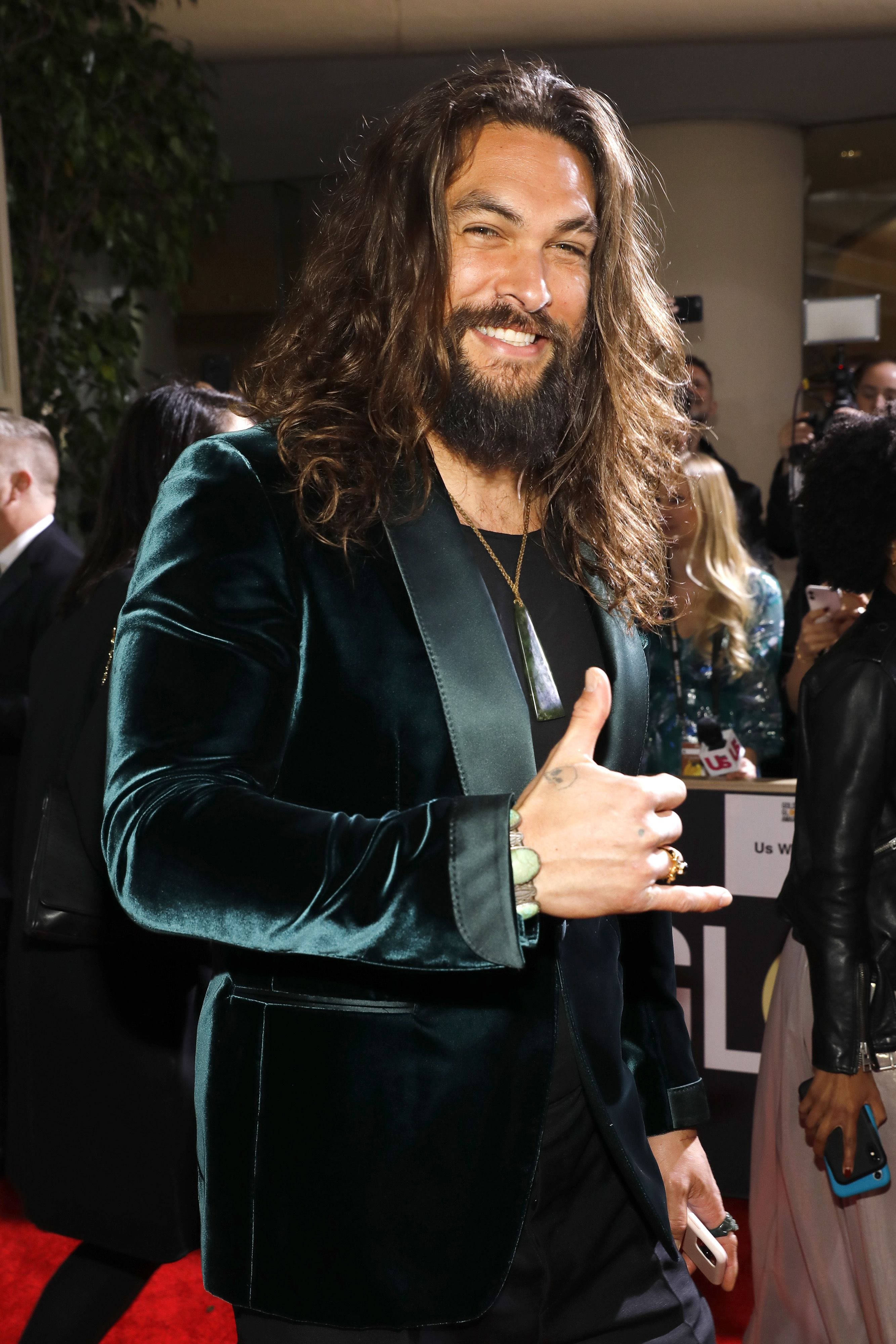 Jason Momoa, red carpet, teal velvet blazer, 4K Phone Wallpaper
