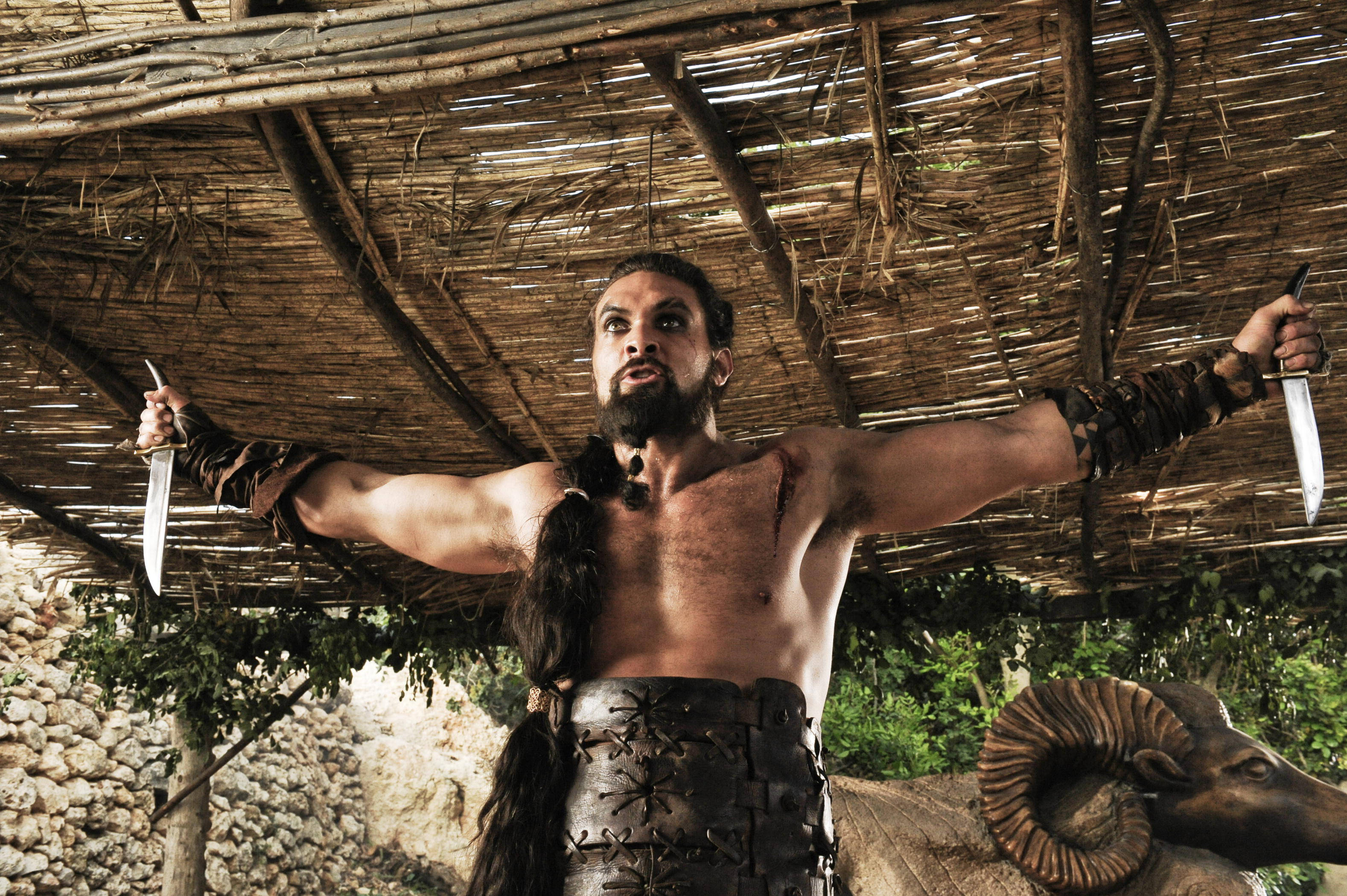 Jason Momoa, tribal armor, knives, 2K Desktop Wallpaper