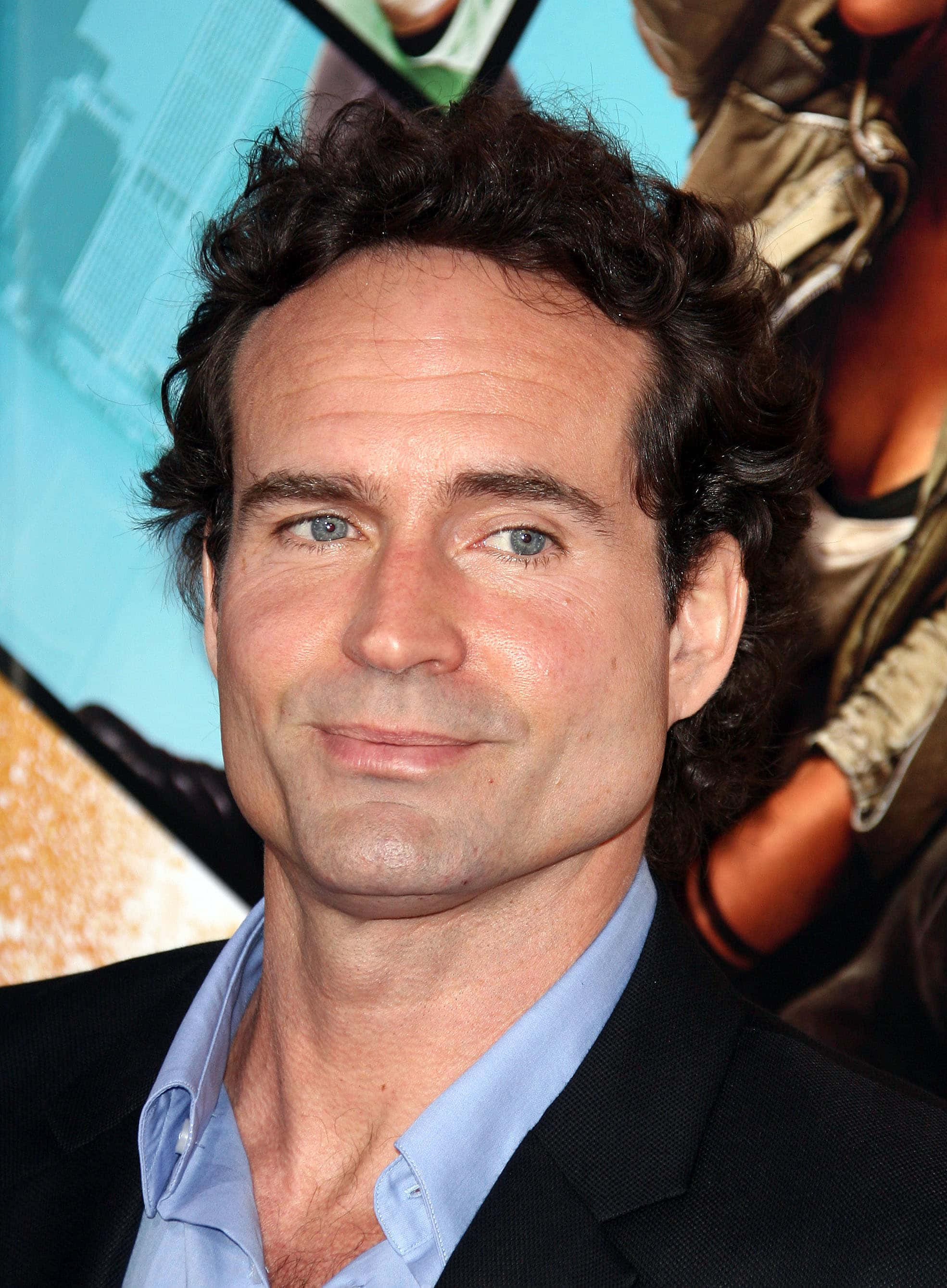 Jason Patric, curly dark hair, blue eyes, 2K Phone Wallpaper