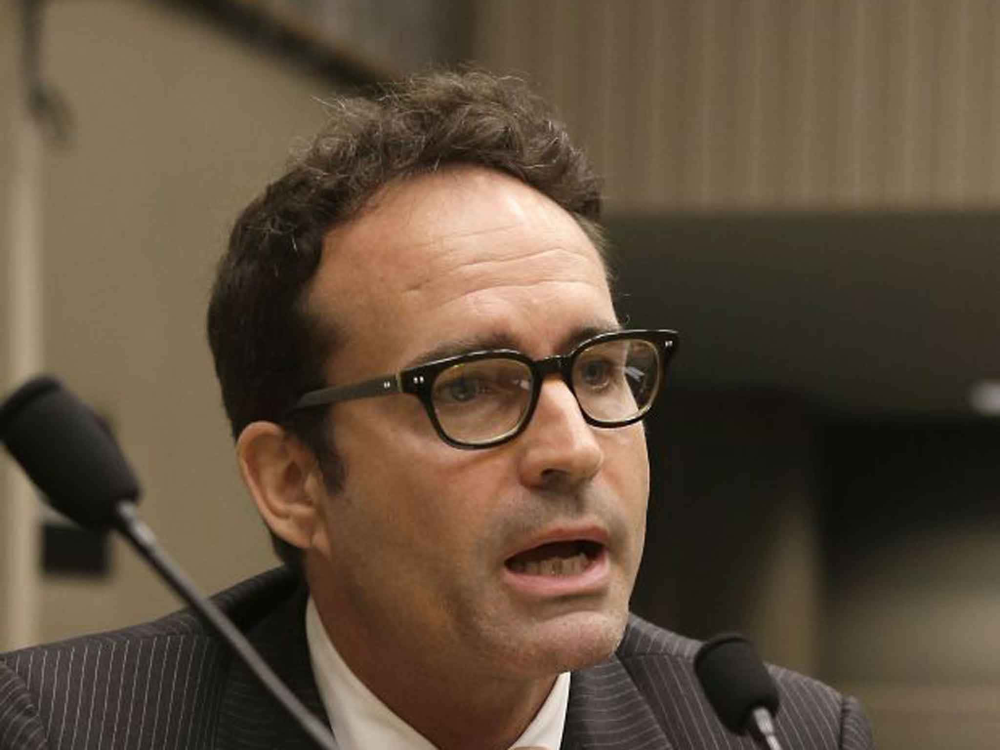 Jason Patric, pinstripe suit, glasses, Full HD Desktop Wallpaper